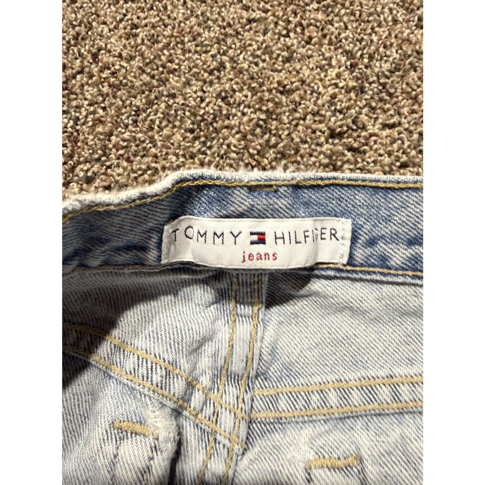 Tommy Hilfiger VINTAGE Tommy Hilfiger Women Jeans 26 30 Blue Denim HEMMED Distress 4- Pocket 5-Pocket Design Straight Modern Regular Jeans Womens Size 27" / US 4 / IT 40 - 4 Thumbnail