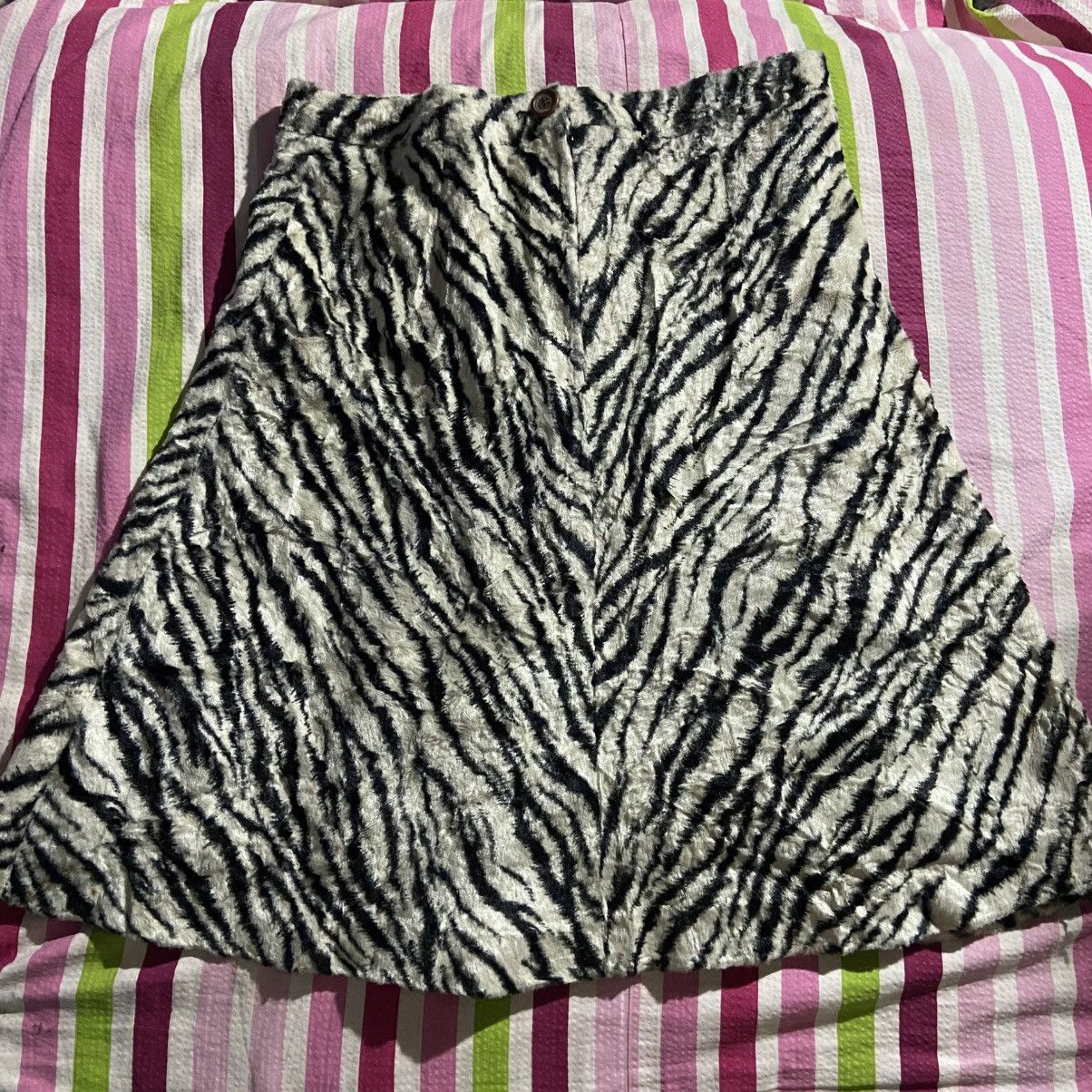 Paco Rabanne Paco Rabanne Paris Zebra Faux Fur A-Line Skirt Size 28" / US 6 / IT 42 - 1 Thumbnail