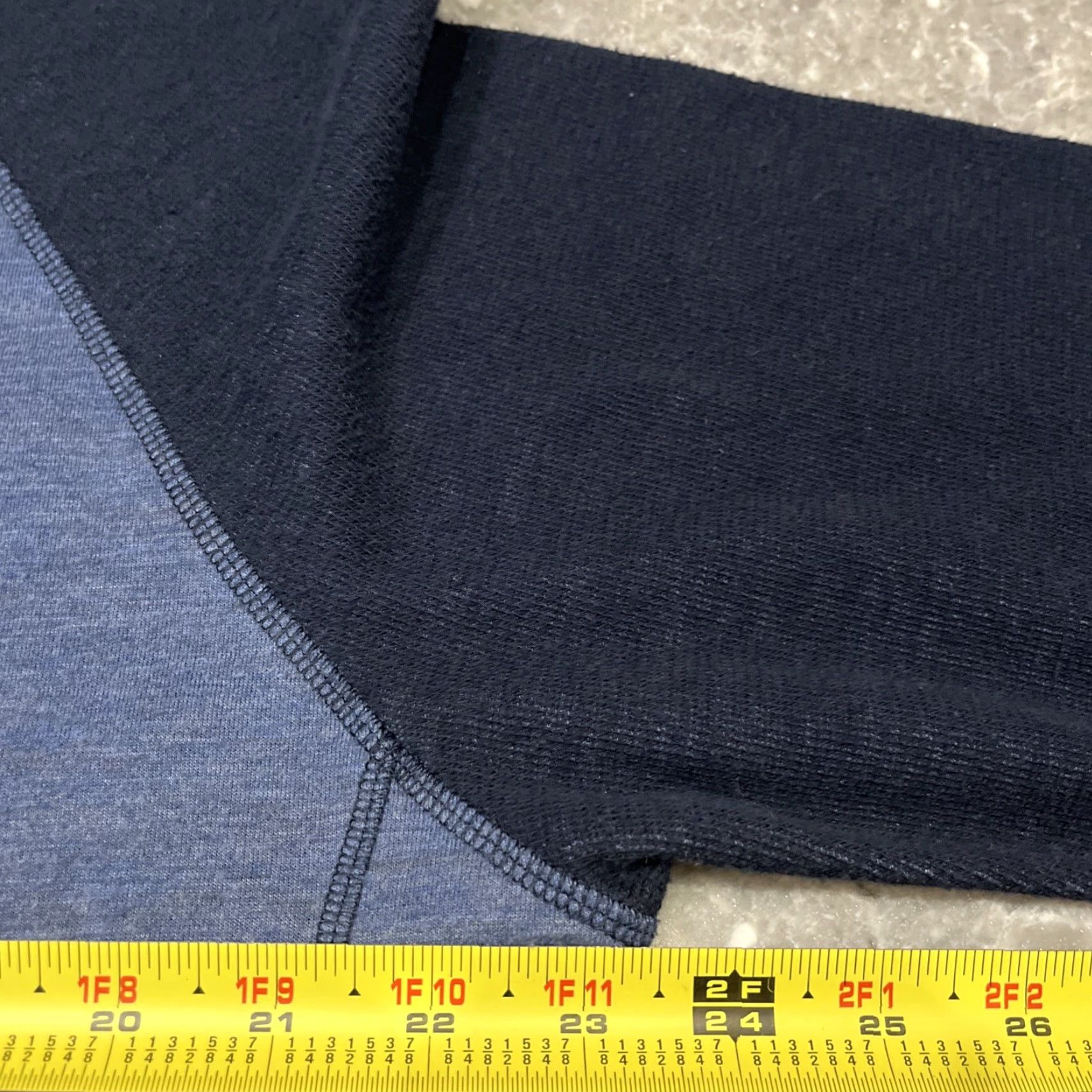 Tommy Bahama Tommy Bahama Shirt Men Long Sleeve Crew Neck XL Blue Casual T-Shirt Regular Adults Mens Size US XL / EU 56 / 4 - 4 Thumbnail