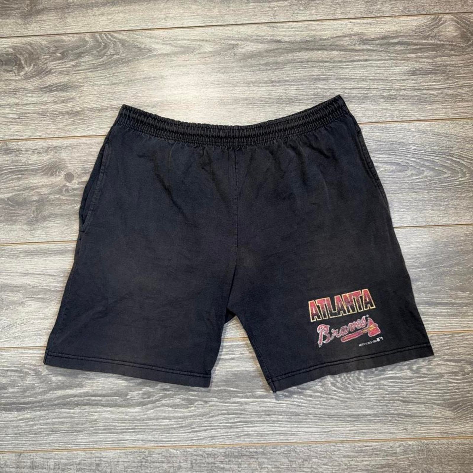 MLB Vintage MLB 1993 Atlanta Braves Shorts Size US 34 / EU 50 - 1 Thumbnail