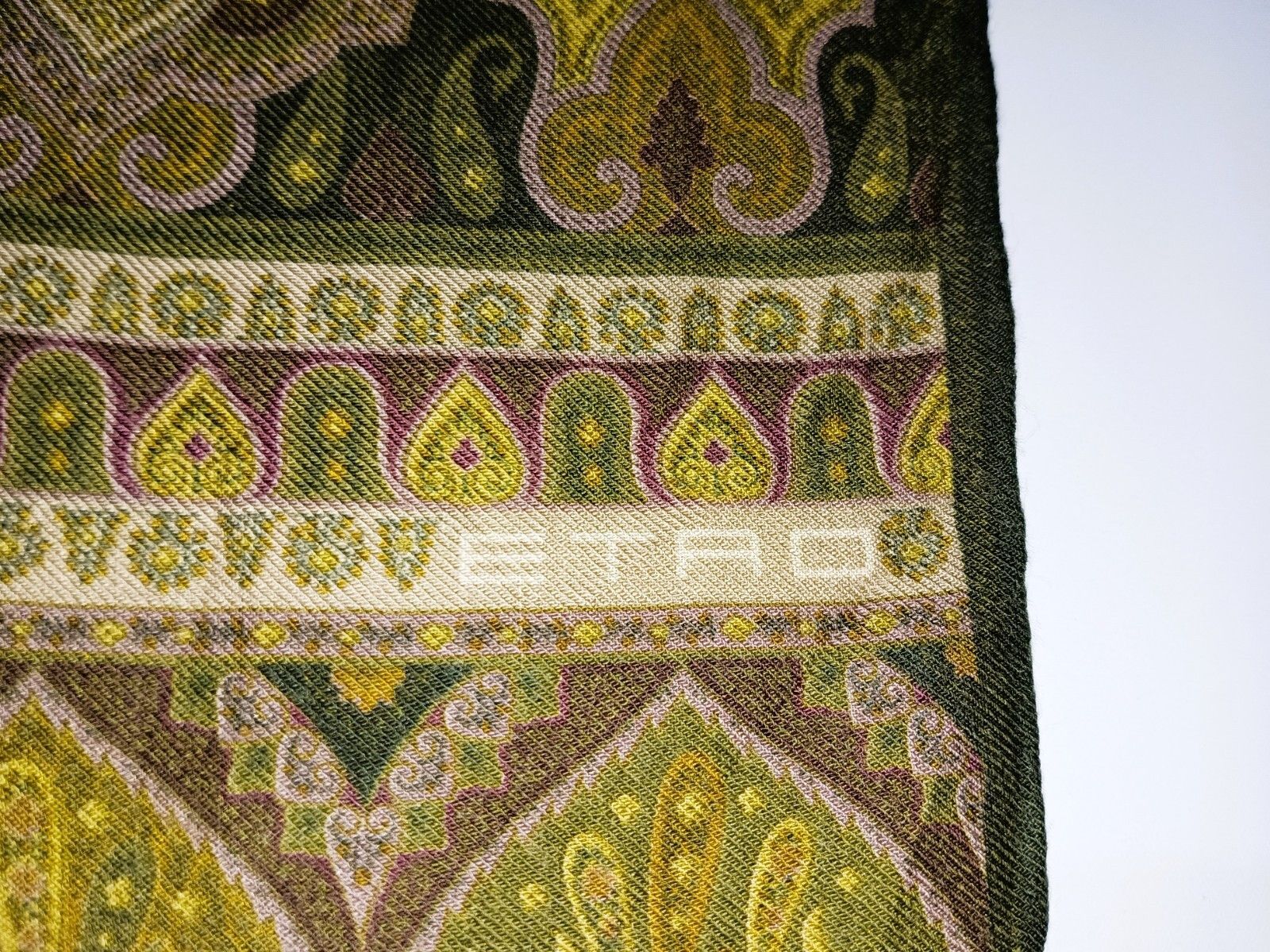 Etro ETRO MILANO ITALY Signature Abstract Vintage Silk Scarf Size ONE SIZE - 2 Thumbnail
