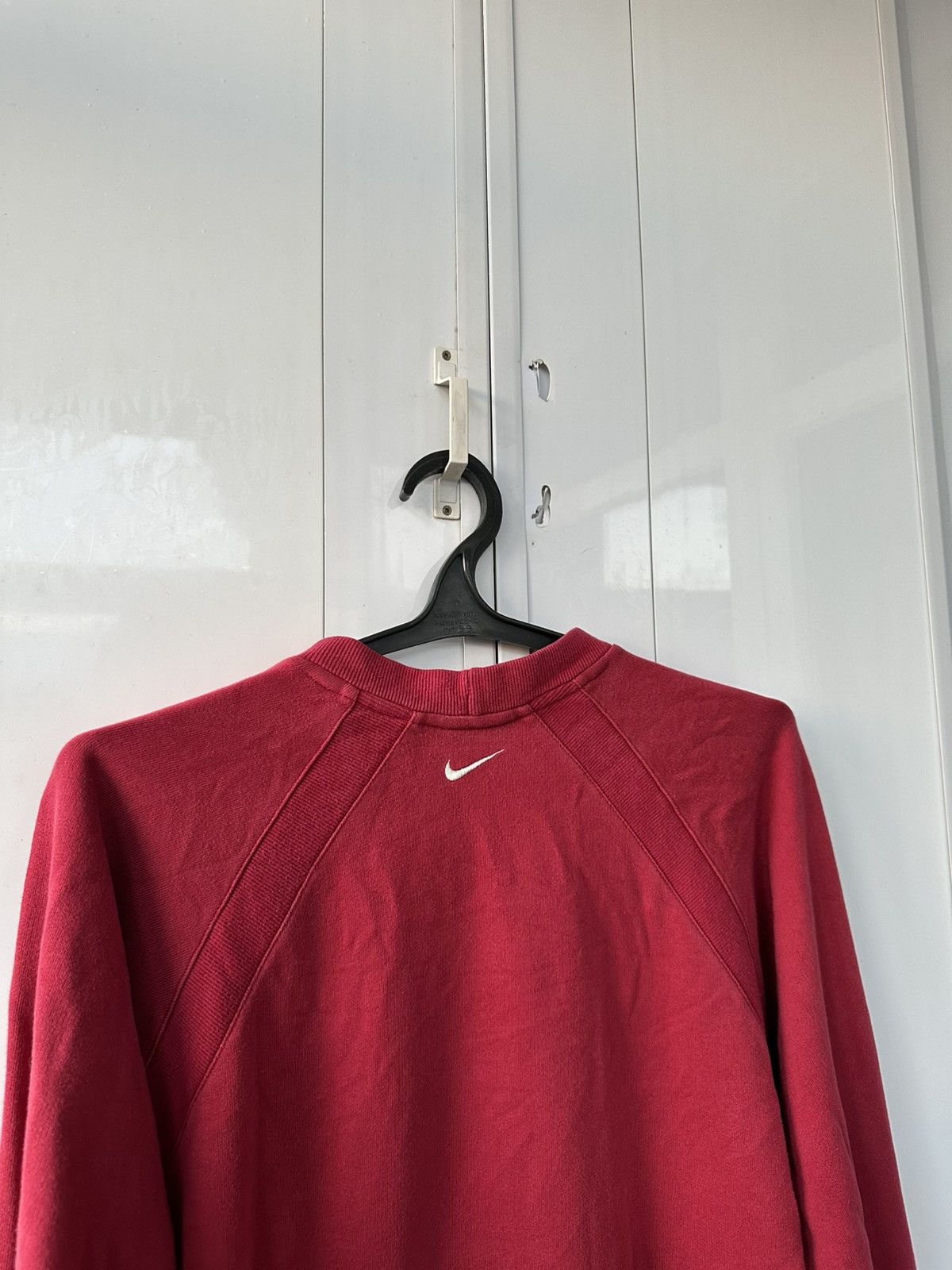 Nike Vintage Nike Rubber Centre Logo Size US M / EU 48-50 / 2 - 13 Thumbnail