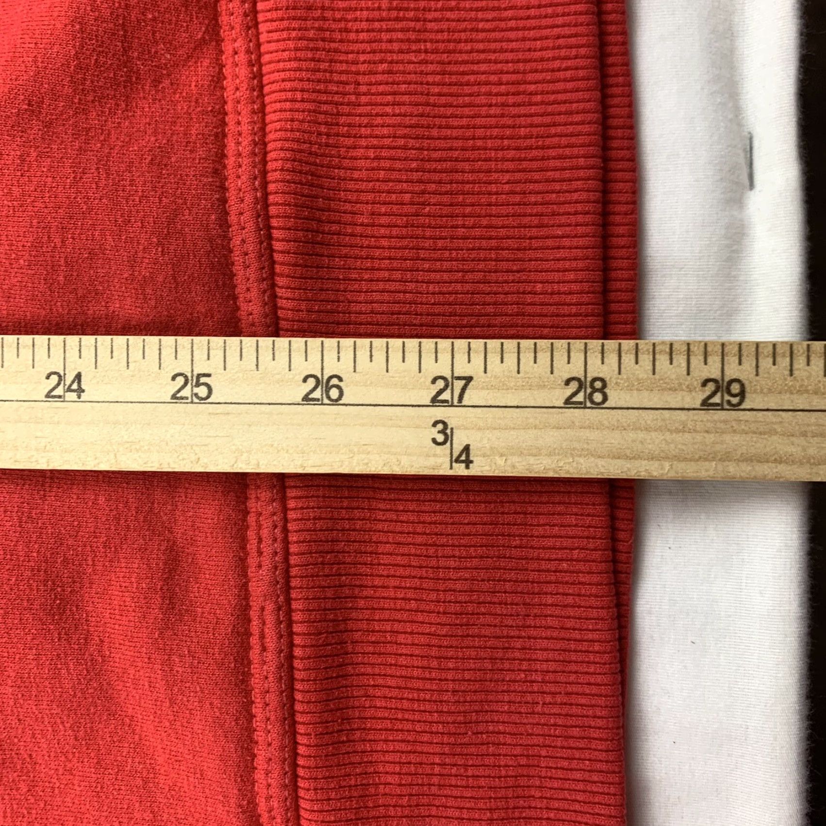 Champion VINTAGE Champion Hoodie Adult XL Red Sweatshirt Pullover Jacket Y2K Streetwear Mens XL Red Logo American 90s Size US XL / EU 56 / 4 - 4 Thumbnail