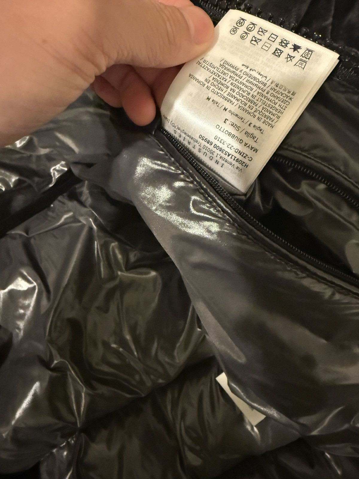 Moncler Black moncler Size US M / EU 48-50 / 2 - 17 Thumbnail