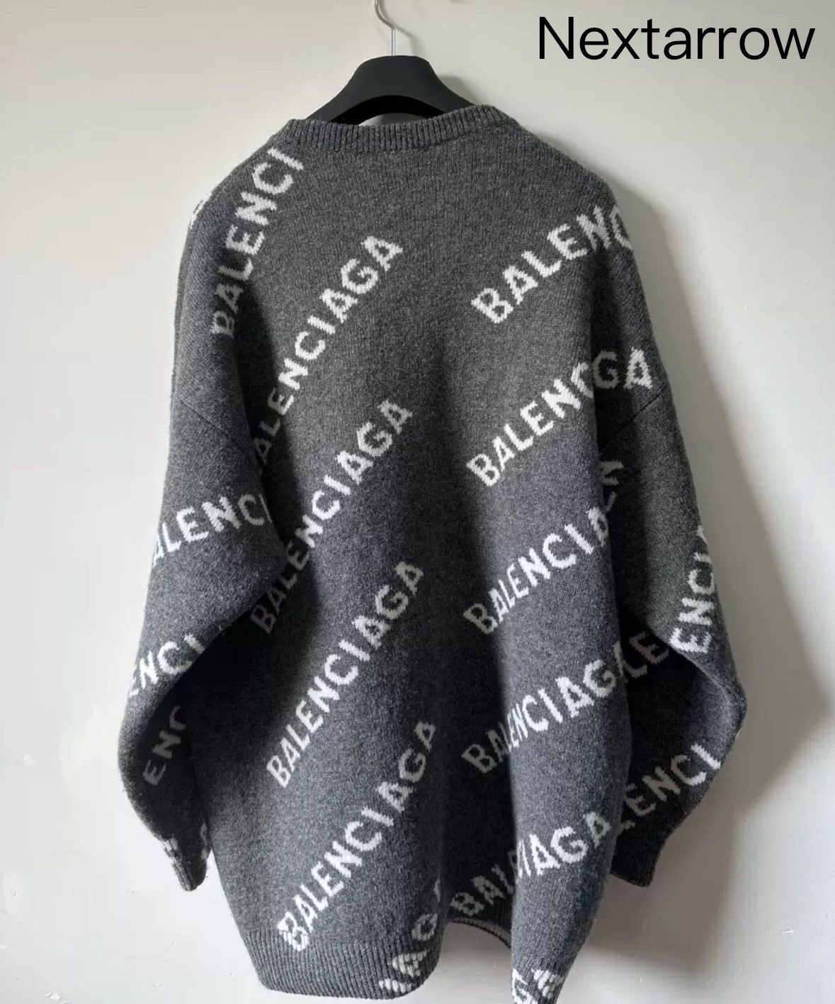 Balenciaga Balenciaga grey bullet screen logo sweater2412-Nextarrow Size US S / EU 44-46 / 1 - 2 Thumbnail