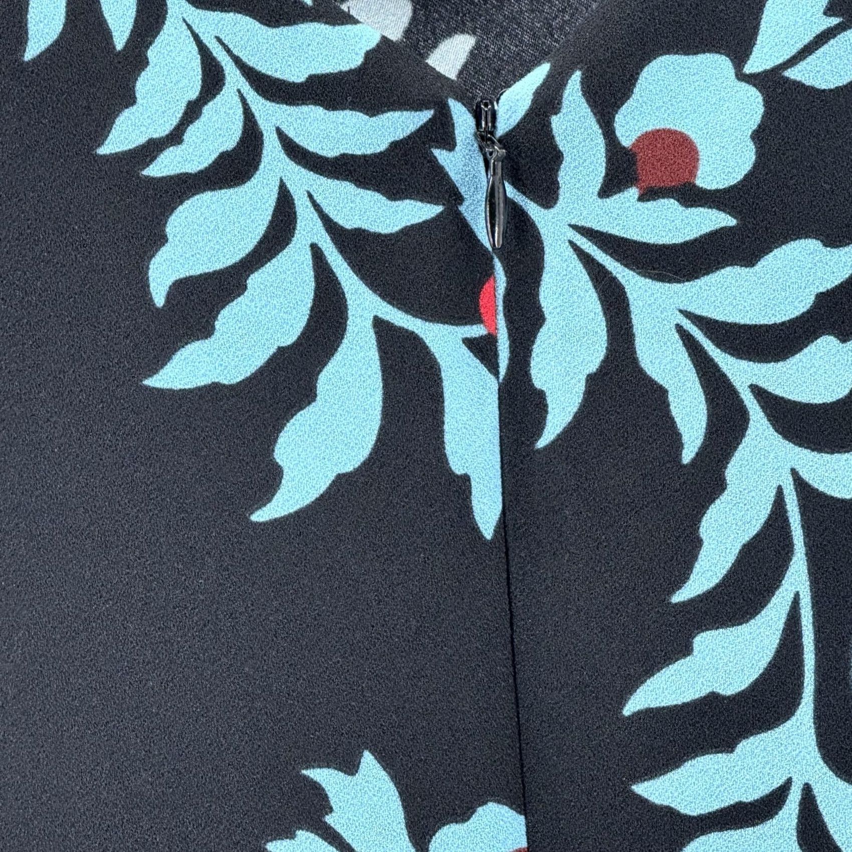 Boden Boden Dress Womens 4R Black Blue Floral Print Short Sleeve Fit Flare Zip Casual Polyester Dress Size 27" / US 4 / IT 40 - 3 Thumbnail
