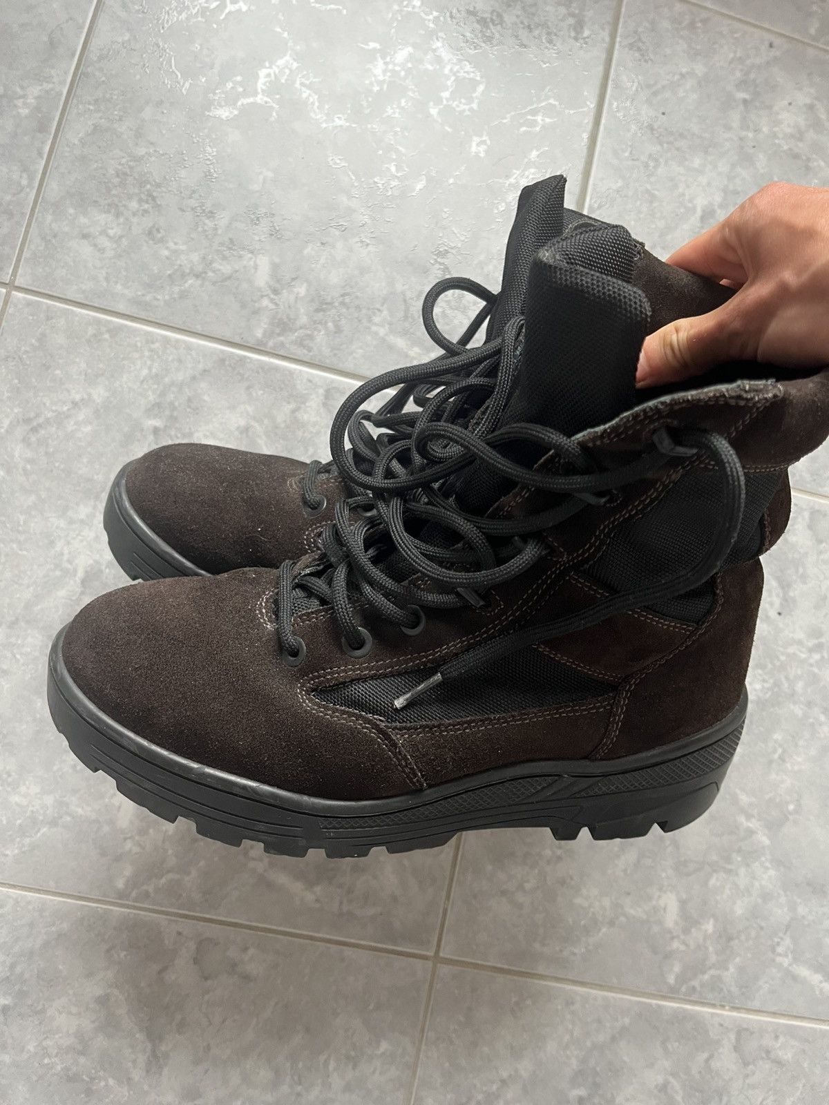 Yeezy yeezy season 4 military boot Size US 10 / EU 43 - 1 Thumbnail