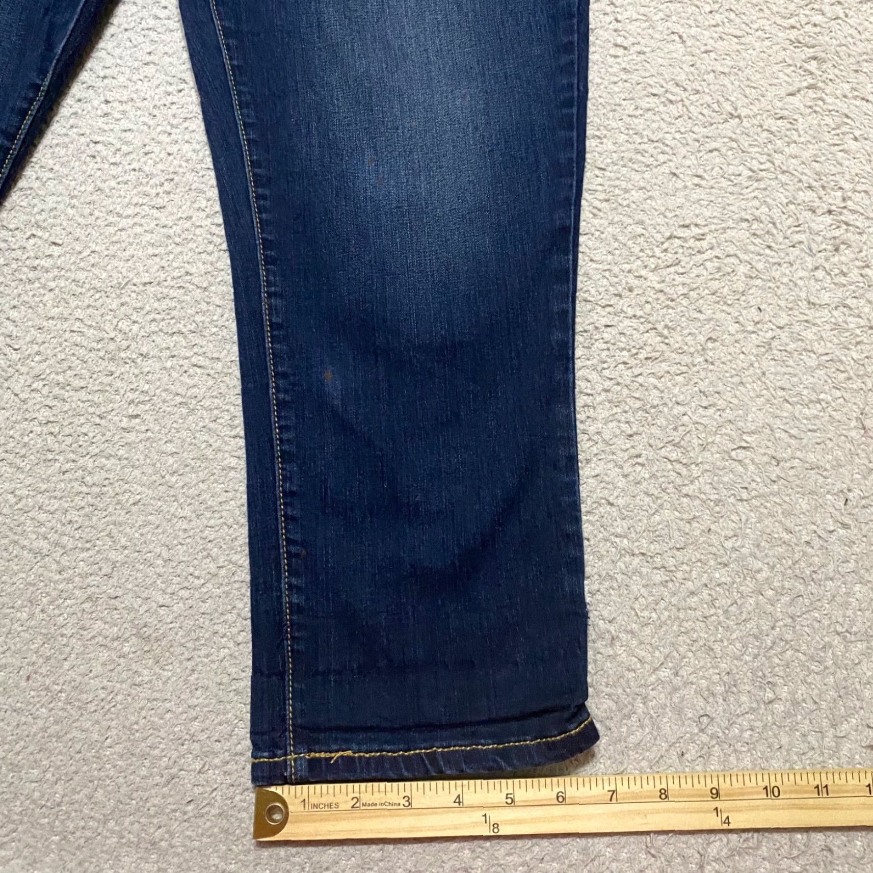 Denizen DENIZEN Jeans Womens 16 Blue Denim Dark Wash Cropped Mid Rise 5-Pocket Regular Stretch Distressed Casual Womens Jeans Size 38" / US 16 / IT 52 - 5 Thumbnail