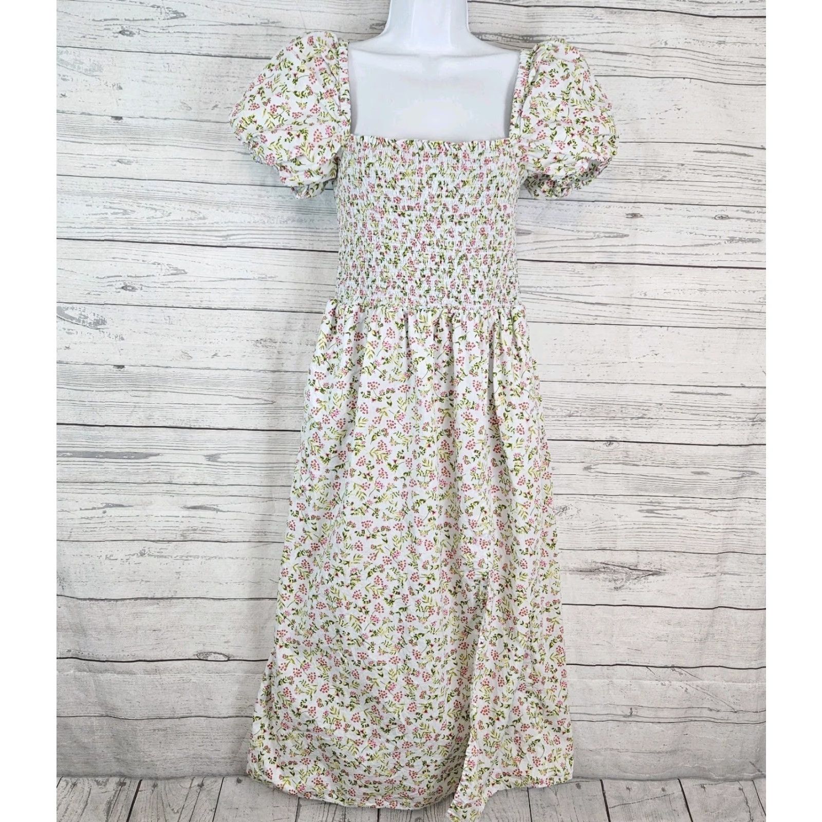 J.Crew J Crew Womens Short Sleeve Smocked Dress Meadow Floral Sz Medium Pink Green Size 32" / US 10 / IT 46 - 2 Thumbnail