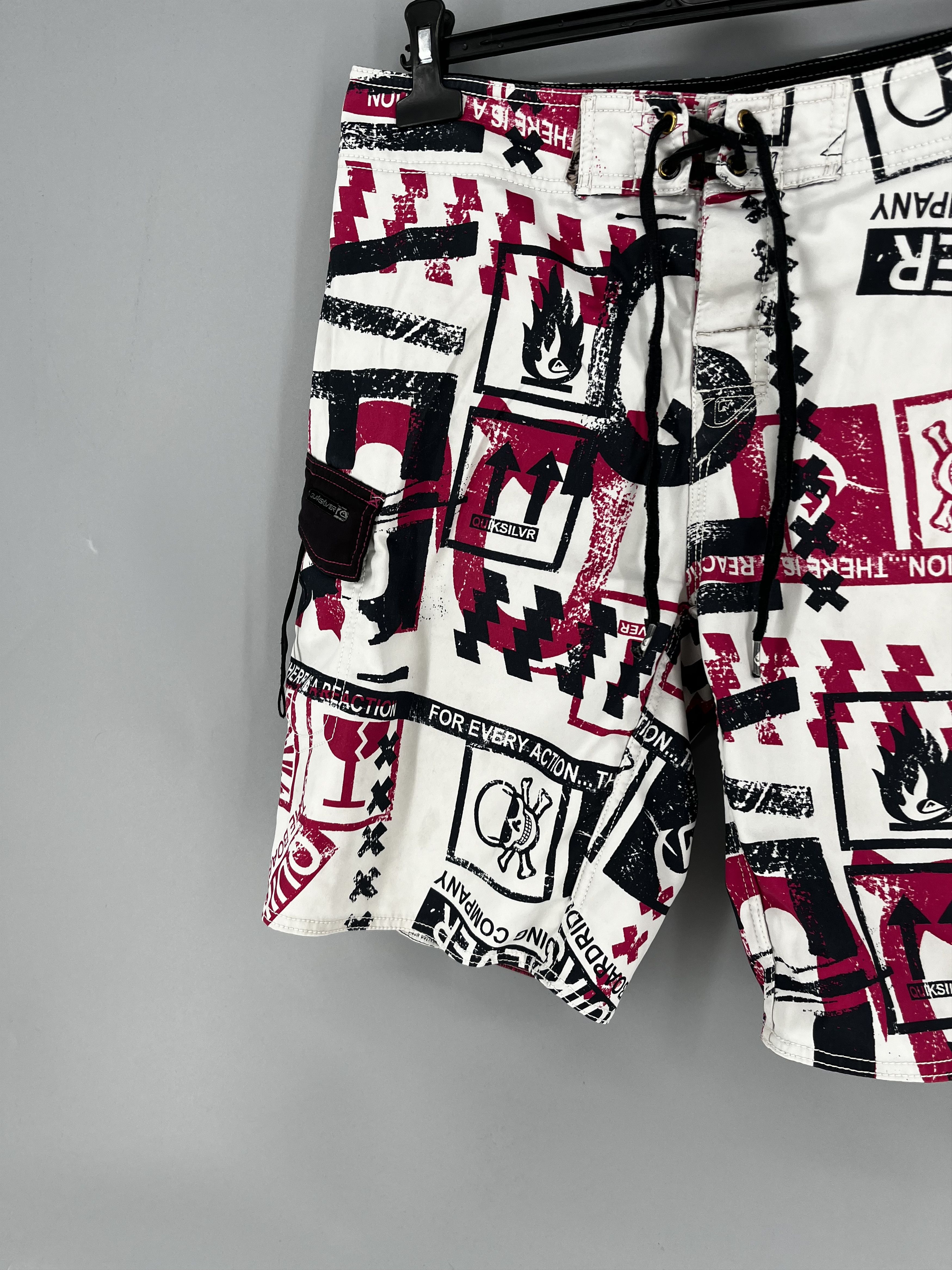 Quiksilver Vintage Quiksilver Shorts Big Logo Y2K Style 90s Surfing Size US 32 / EU 48 - 6 Thumbnail