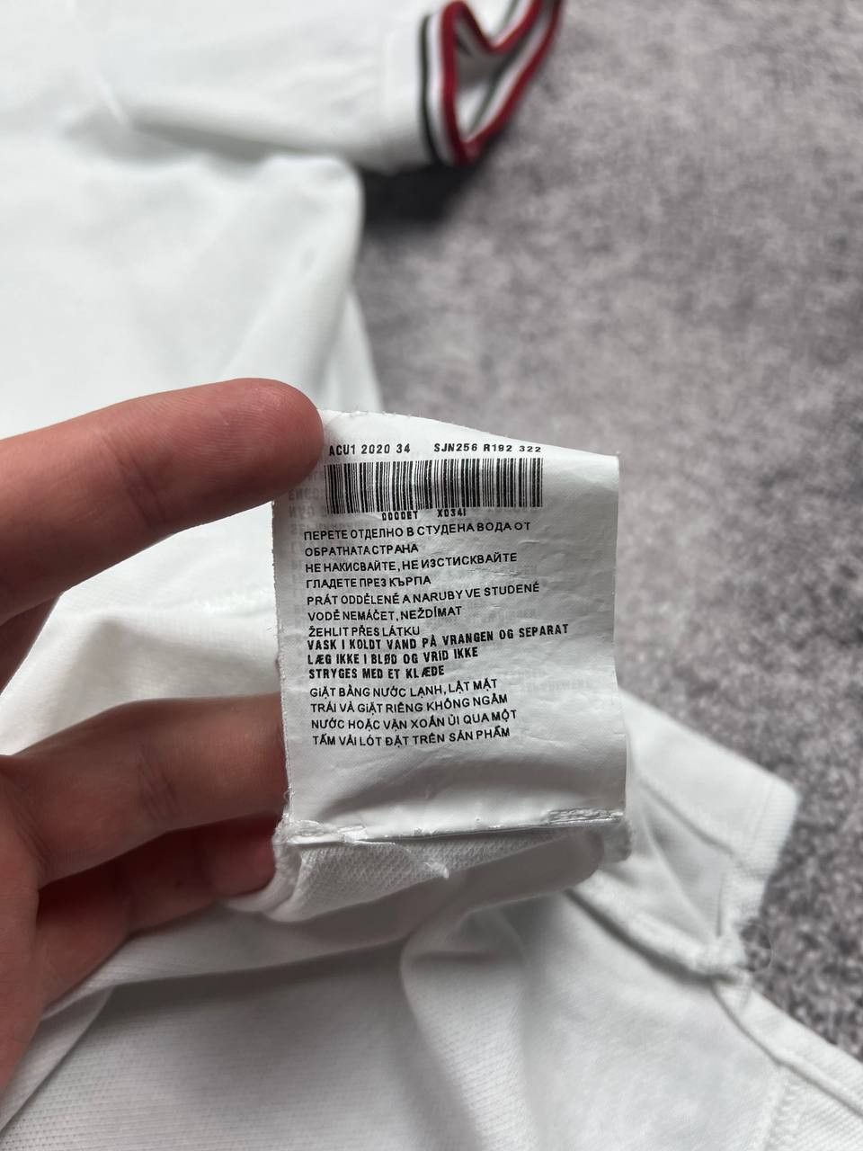Prada Prada Polo White Tab T-Shirt Luxury Size US L / EU 52-54 / 3 - 19 Thumbnail