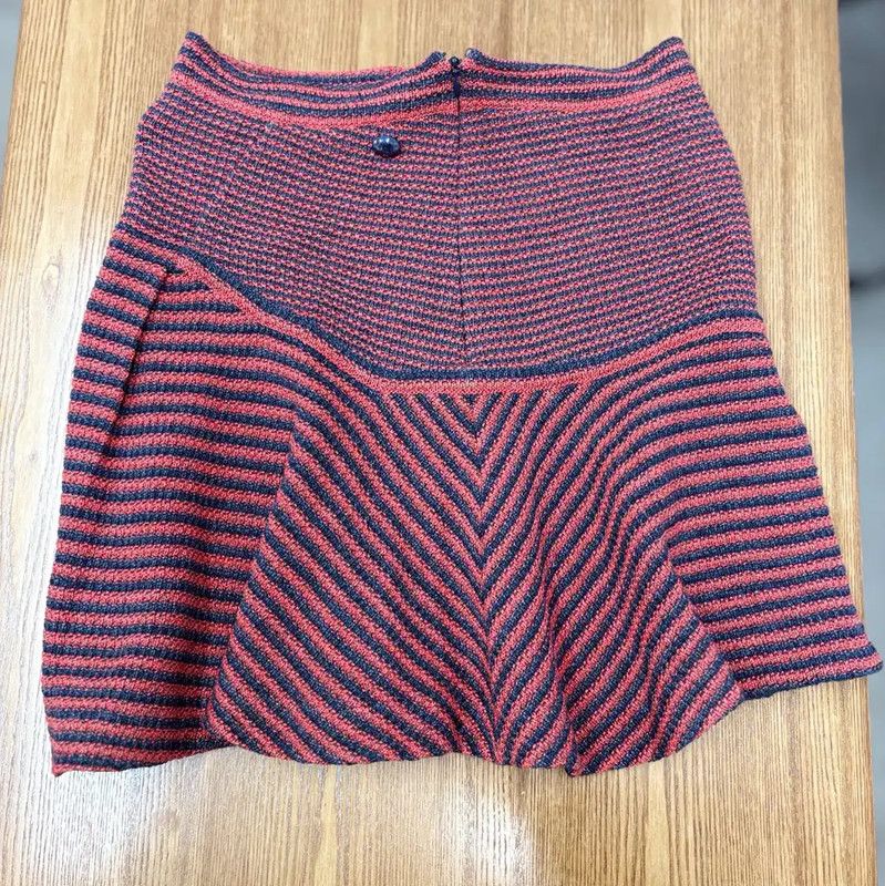 Chanel Chanel Red Striped Wool Mini Skirt 0089 Size 24" / US 00 / IT 34 - 1 Thumbnail