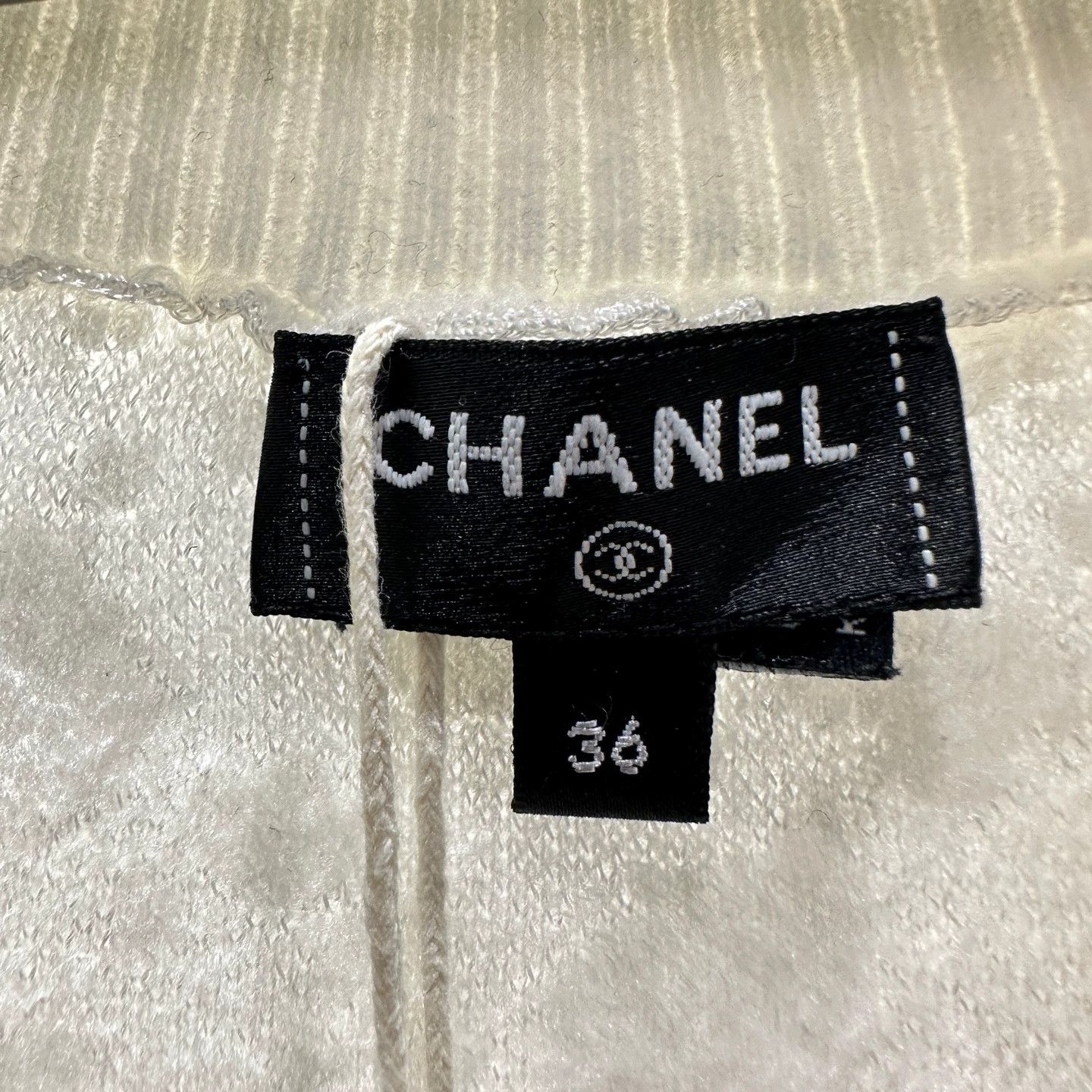 Chanel Chanel short-sleeve cardigan double pocket silver button 36 Size XS / US 0-2 / IT 36-38 - 3 Thumbnail