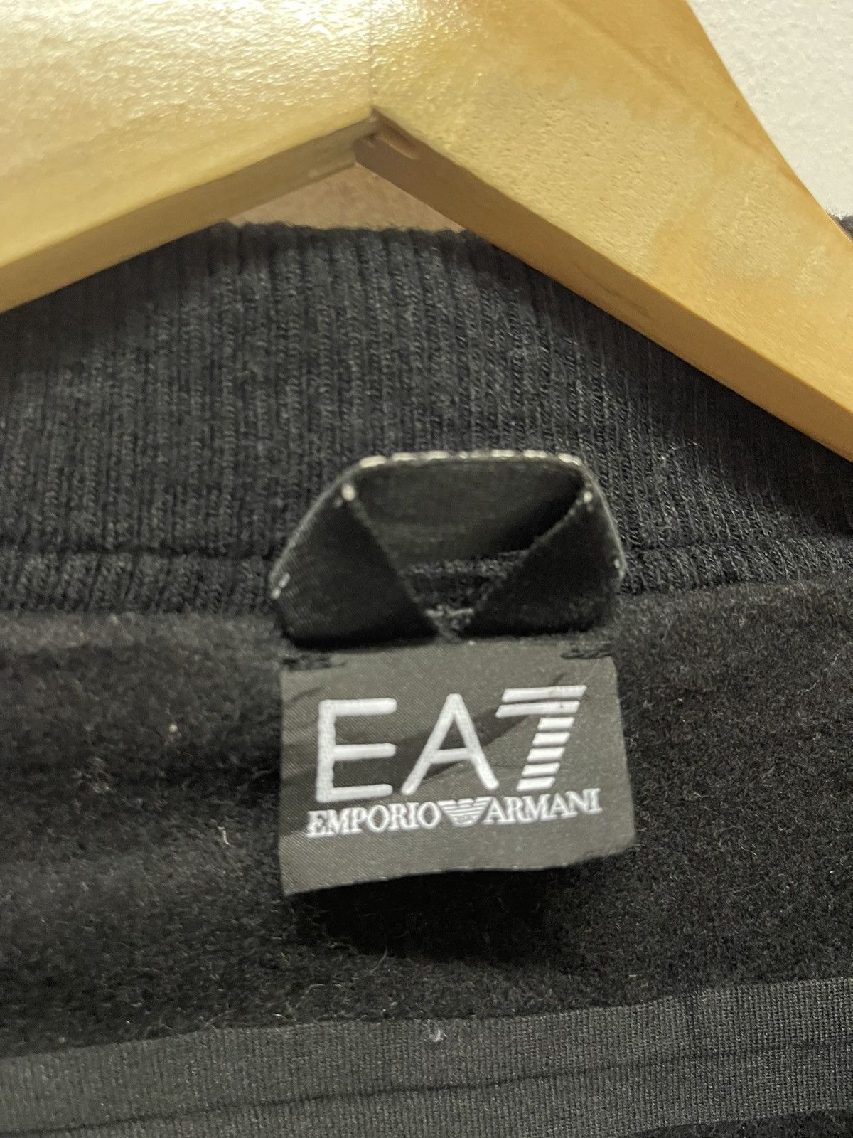 Emporio Armani Vintage Black Emporio Armani Wool Zipper Design Size US L / EU 52-54 / 3 - 6 Thumbnail