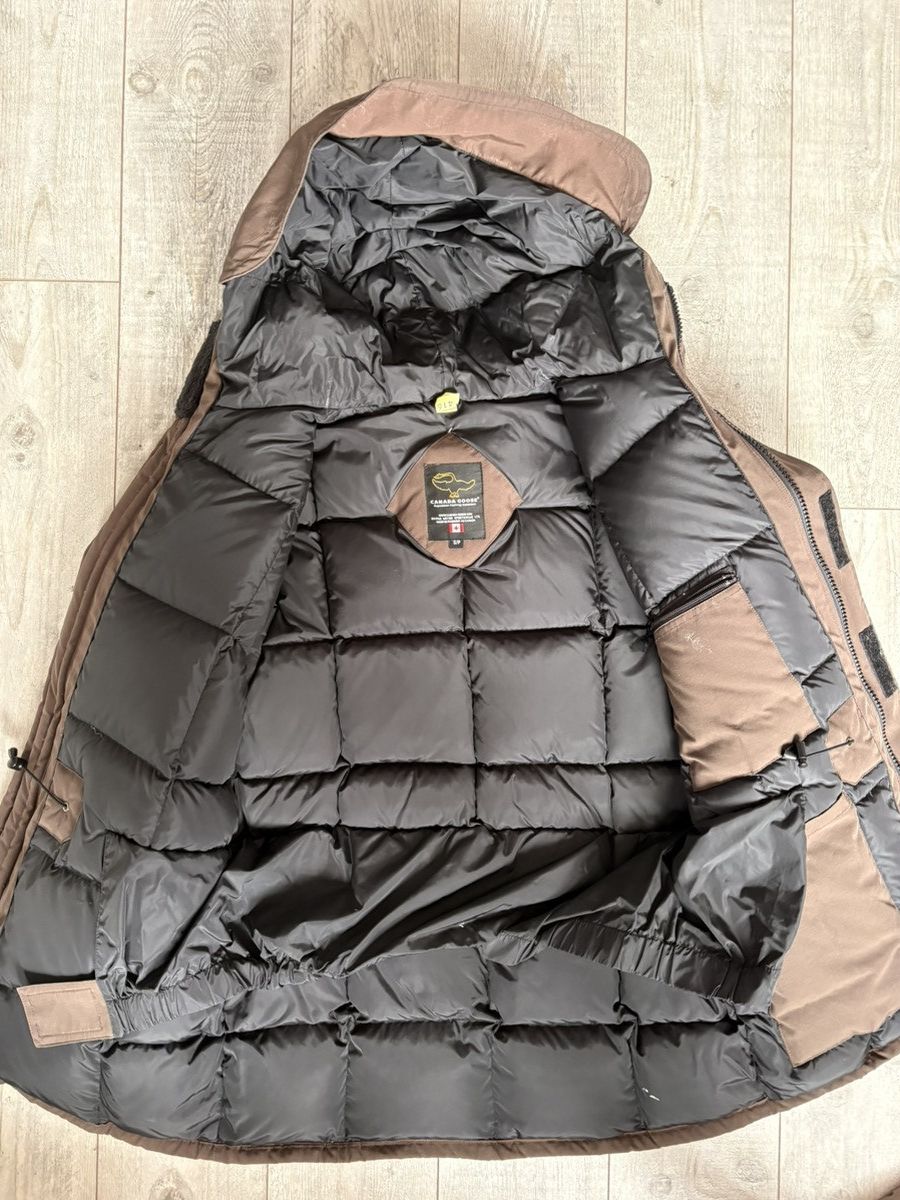 Canada Goose Canada Goose Jacket Mens Expedition Jacket Size US L / EU 52-54 / 3 - 2 Thumbnail