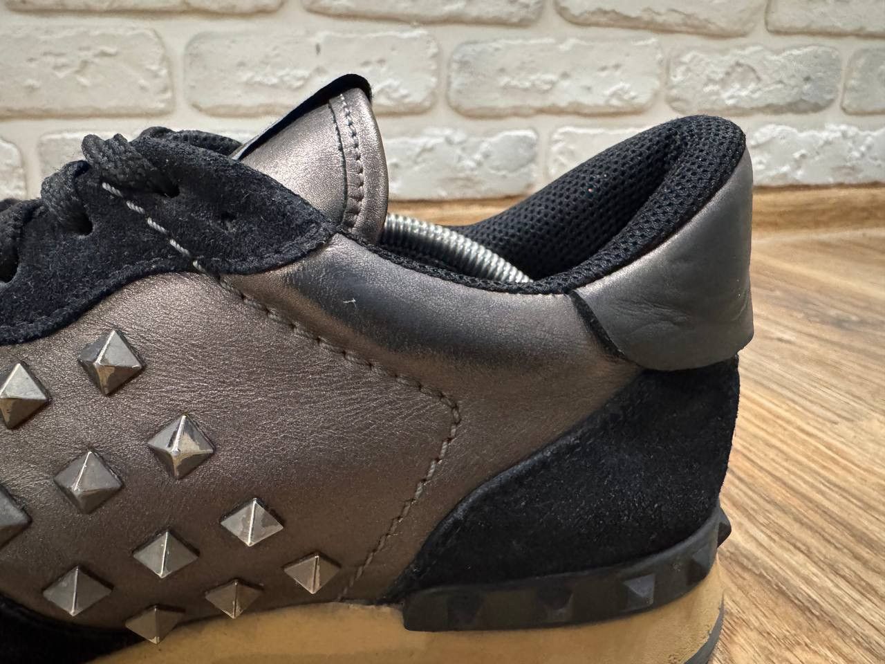 Valentino Valentino Leather Suede Rockrunner Stud Sneakers Size 43 Size US 10 / EU 43 - 10 Thumbnail