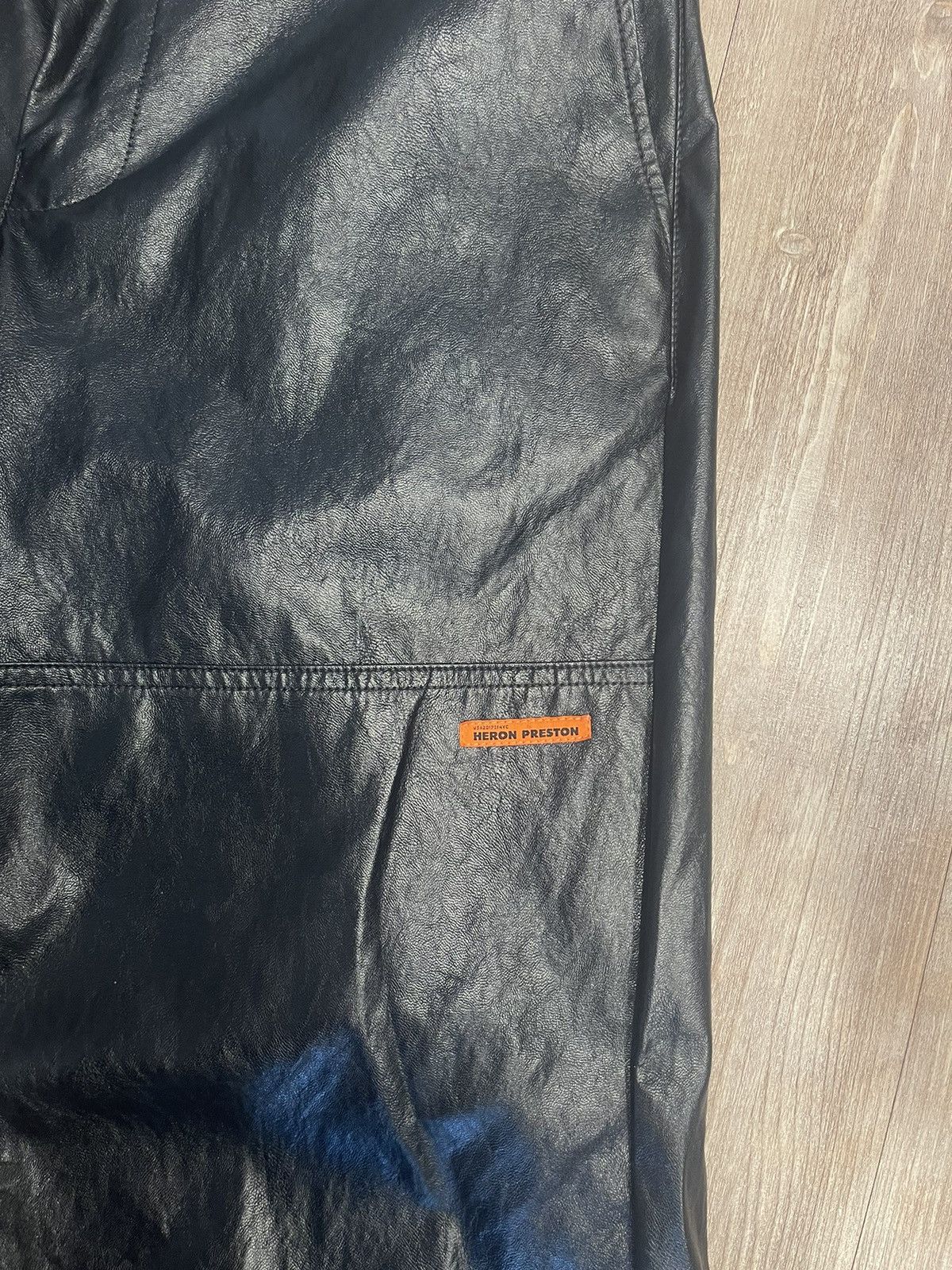Heron Preston Heron Preston Fake Faux Leather Chino Pants Size US 32 / EU 48 - 3 Thumbnail