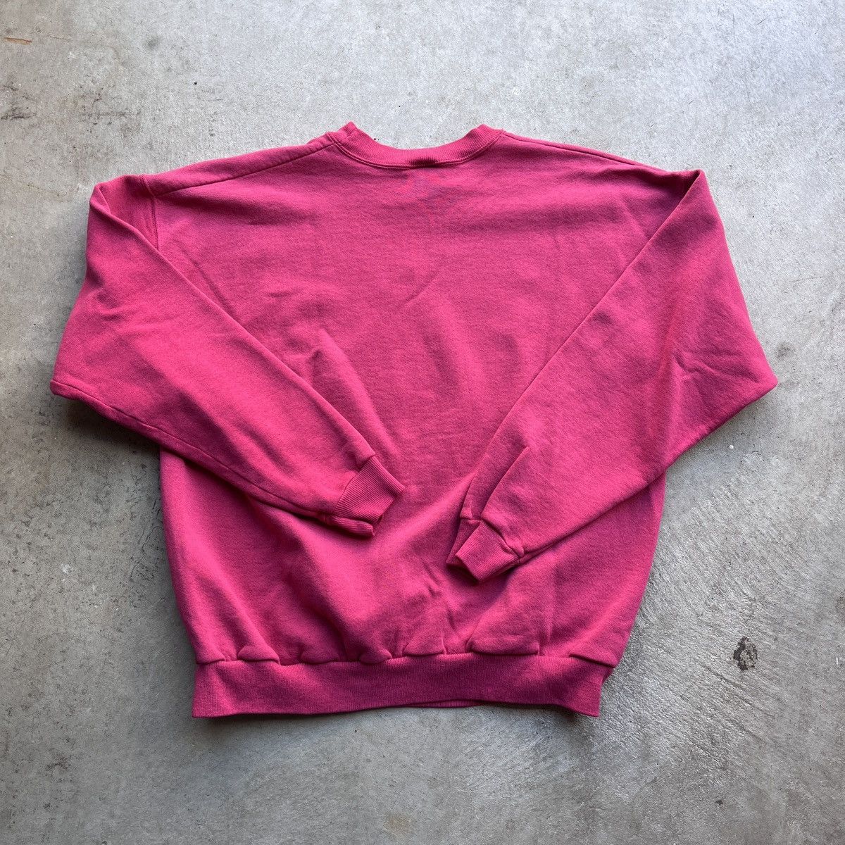 Hanes Vintage 90’s Hanes Ridgefield Connecticut Faded Sweatshirt Size US XL / EU 56 / 4 - 3 Thumbnail