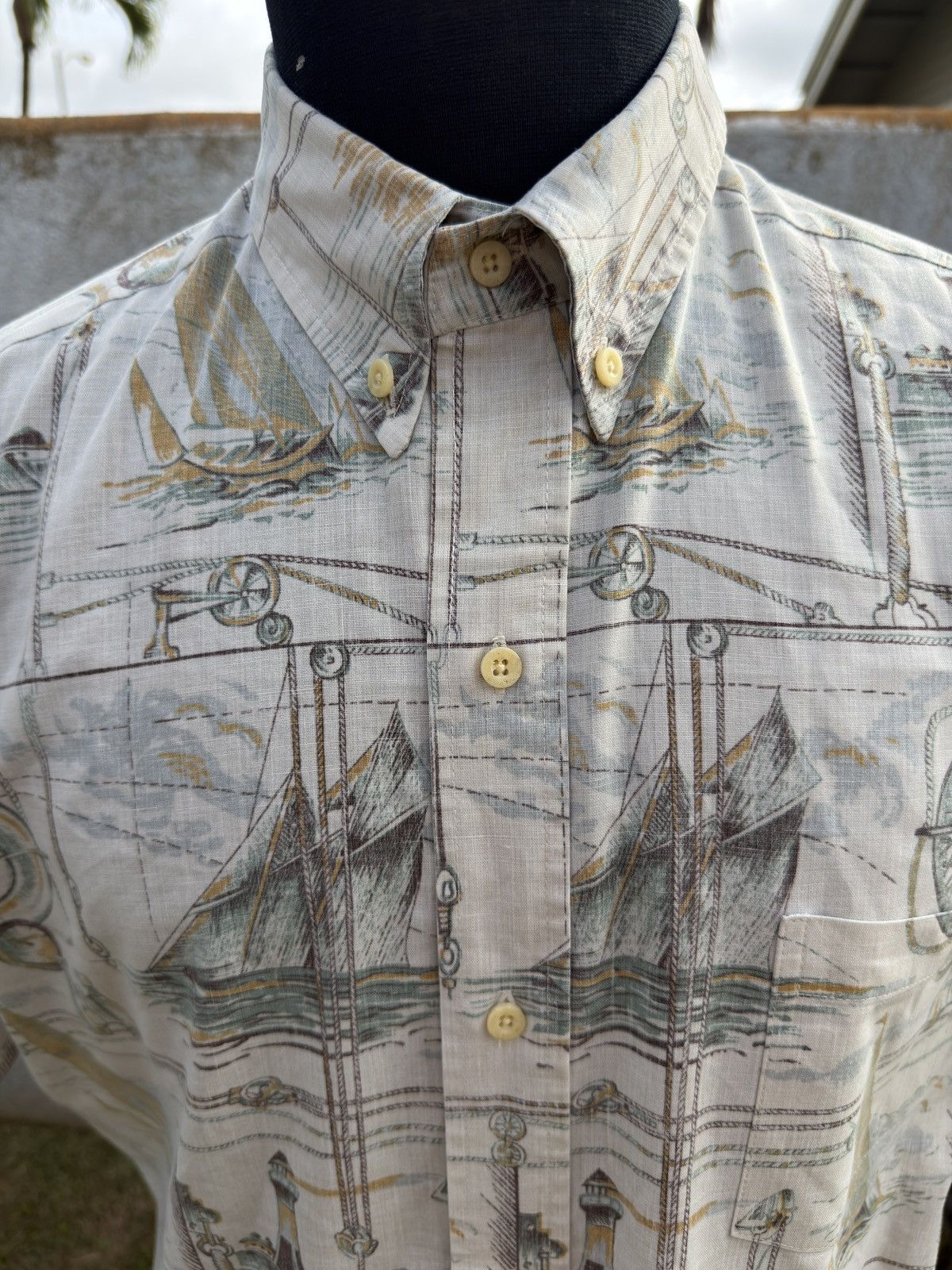 Reyn Spooner PreOwned Reyn Spooner Classic Beige Hawaiian Print Men's L Size US L / EU 52-54 / 3 - 3 Thumbnail