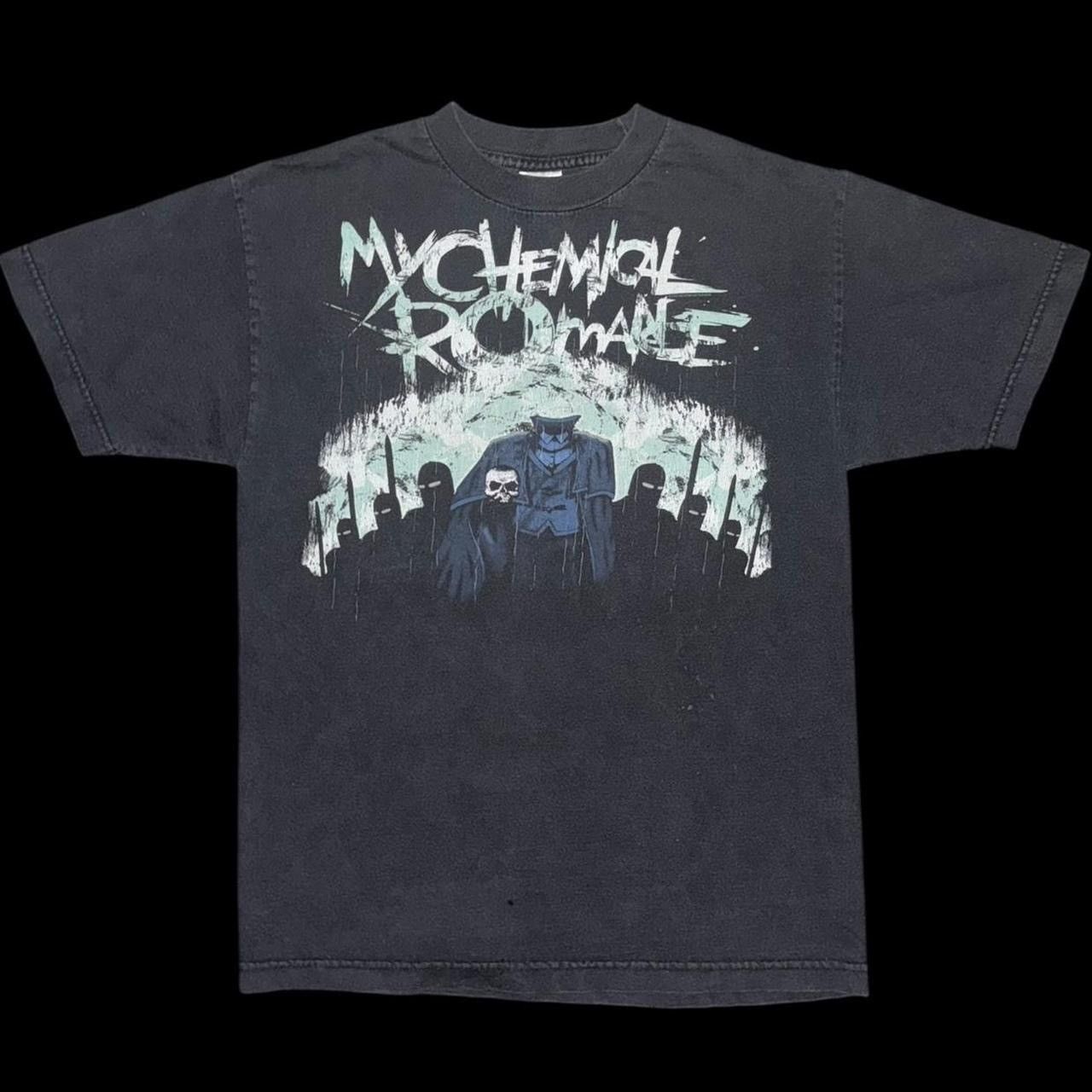 Vintage Vintage My Chemical Romance Decapitated Gothic Emo Band Tee Size US M / EU 48-50 / 2 - 3 Thumbnail