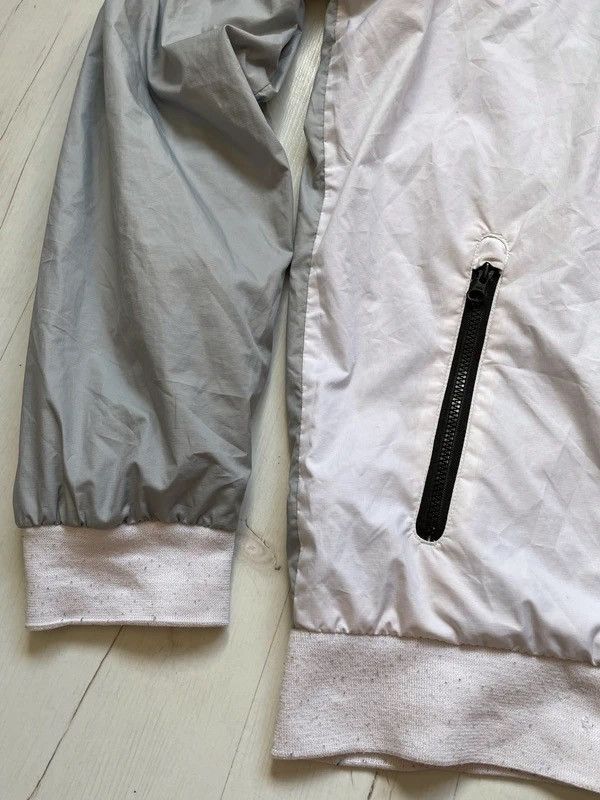Nike Nike 2018 Windbreaker Jacket Hoodie Zip Lightweight Sz M Size US M / EU 48-50 / 2 - 6 Thumbnail