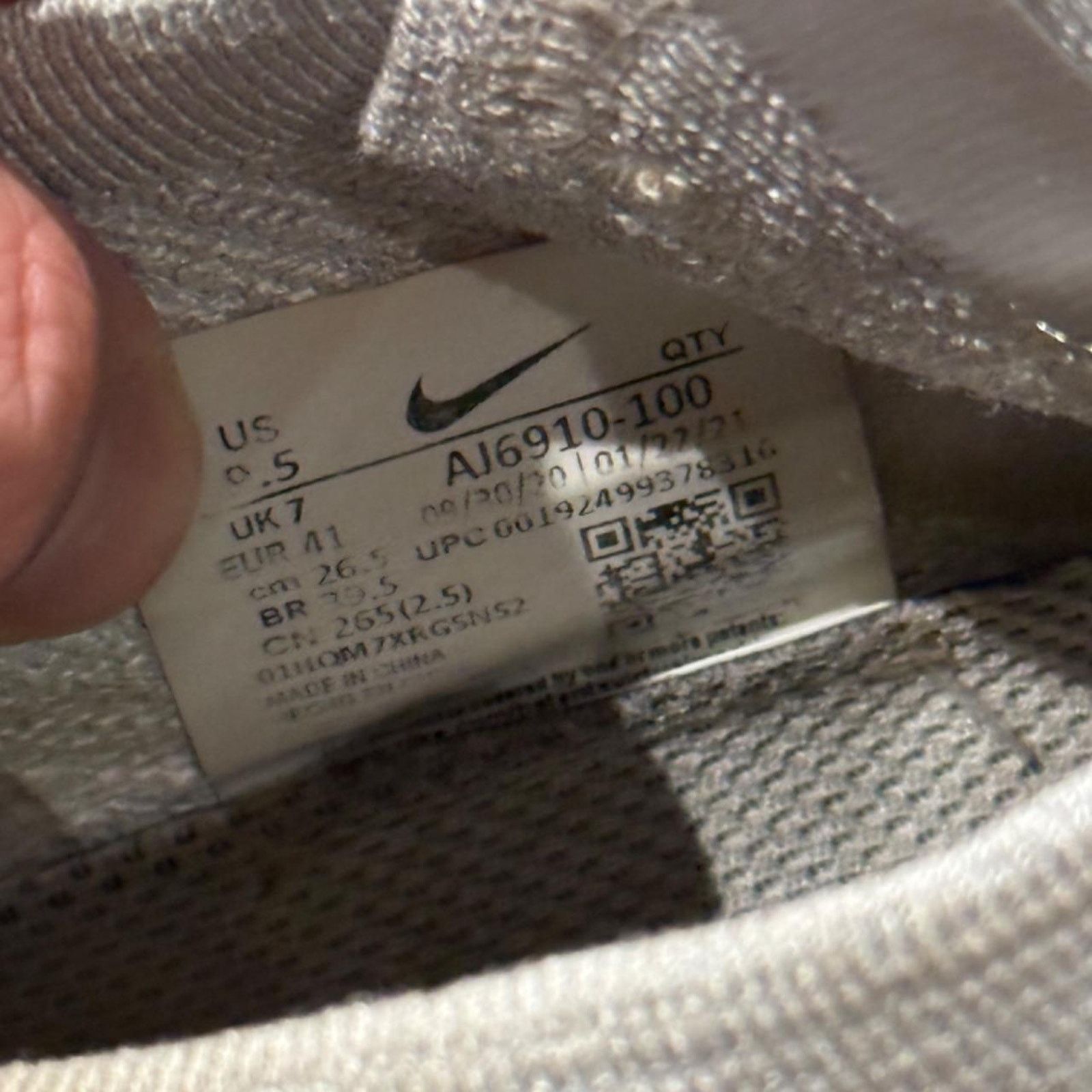 Nike Vapormaxs 2021 flyknit Size US 9.5 / IT 39.5 - 4 Thumbnail