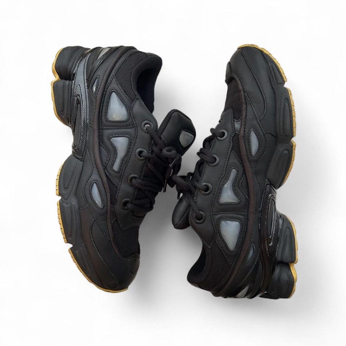 Adidas × Raf Simons “Adidas x Raf Simons” Ozweego III Size US 9.5 / EU 42-43 - 3 Thumbnail