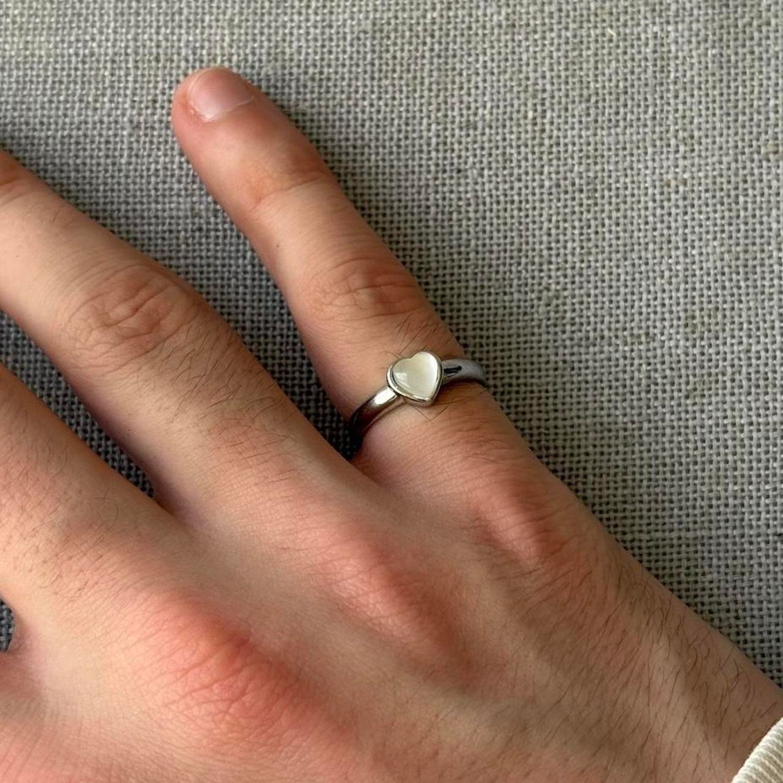 Other Silver pearl heart ring vintage Size ONE SIZE - 2 Thumbnail