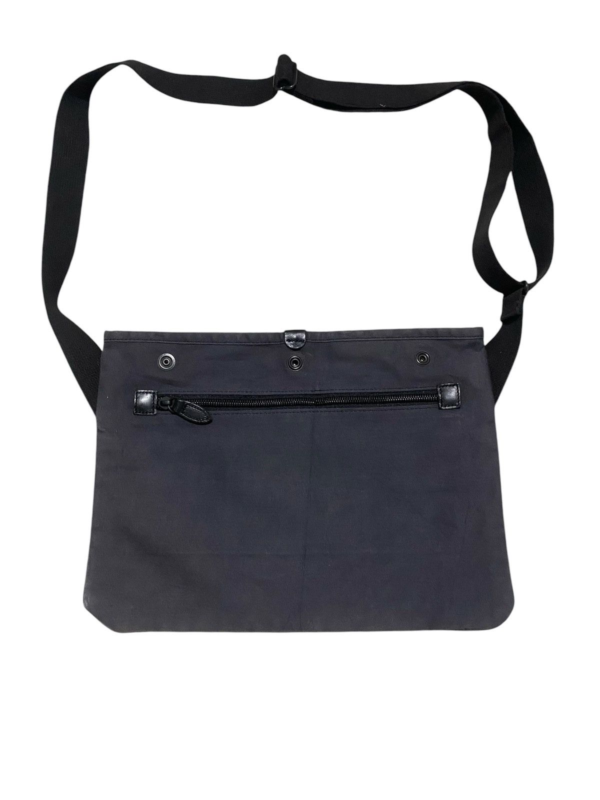 Porter OG Porter 🇯🇵 Minimal Sacoche Button Zipper Sling Bag Size ONE SIZE - 3 Thumbnail