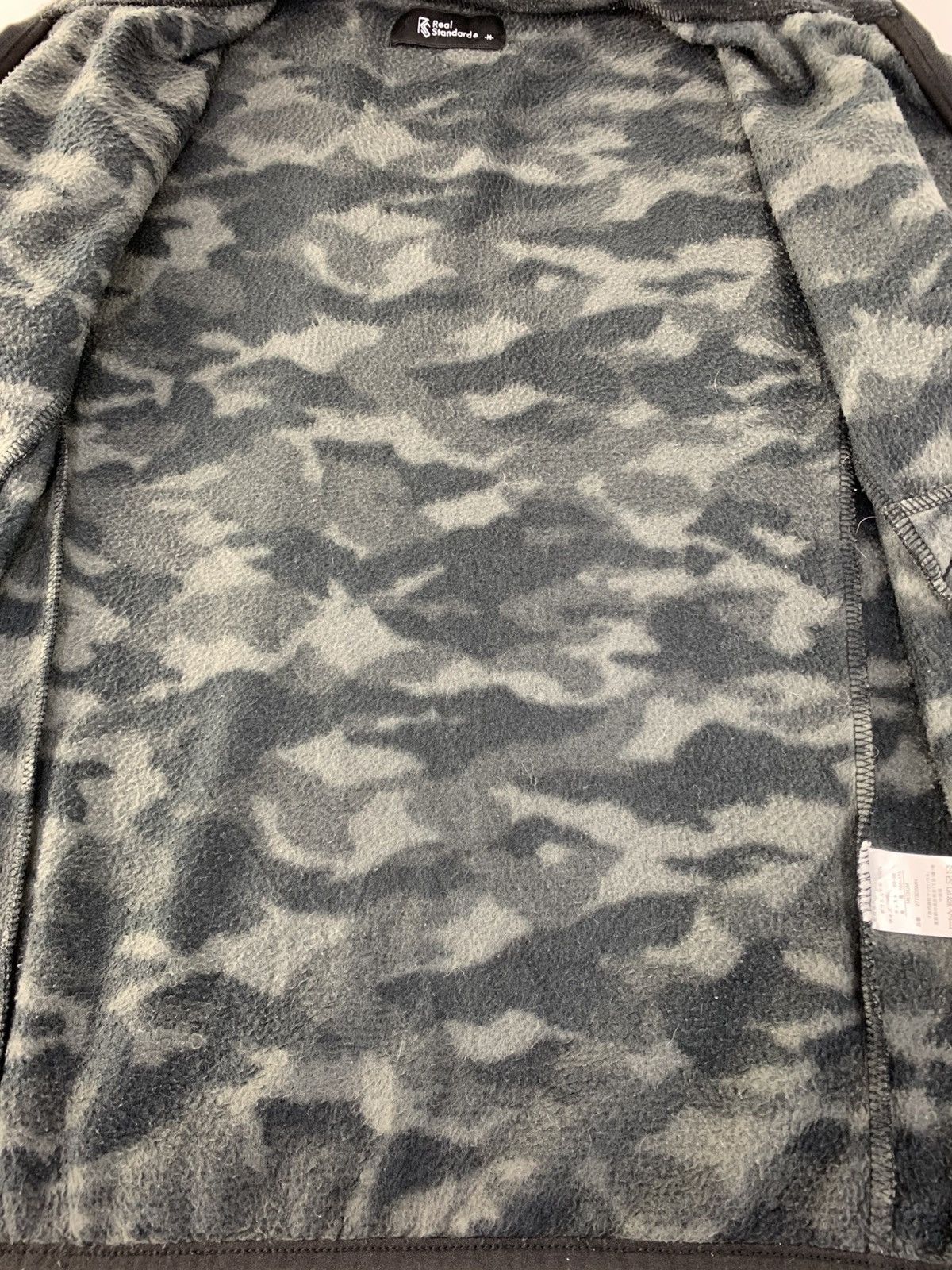 Japanese Brand Hype Japanese Brand Real Standard Fleece Camo Jacket Brand Size US M / EU 48-50 / 2 - 5 Thumbnail