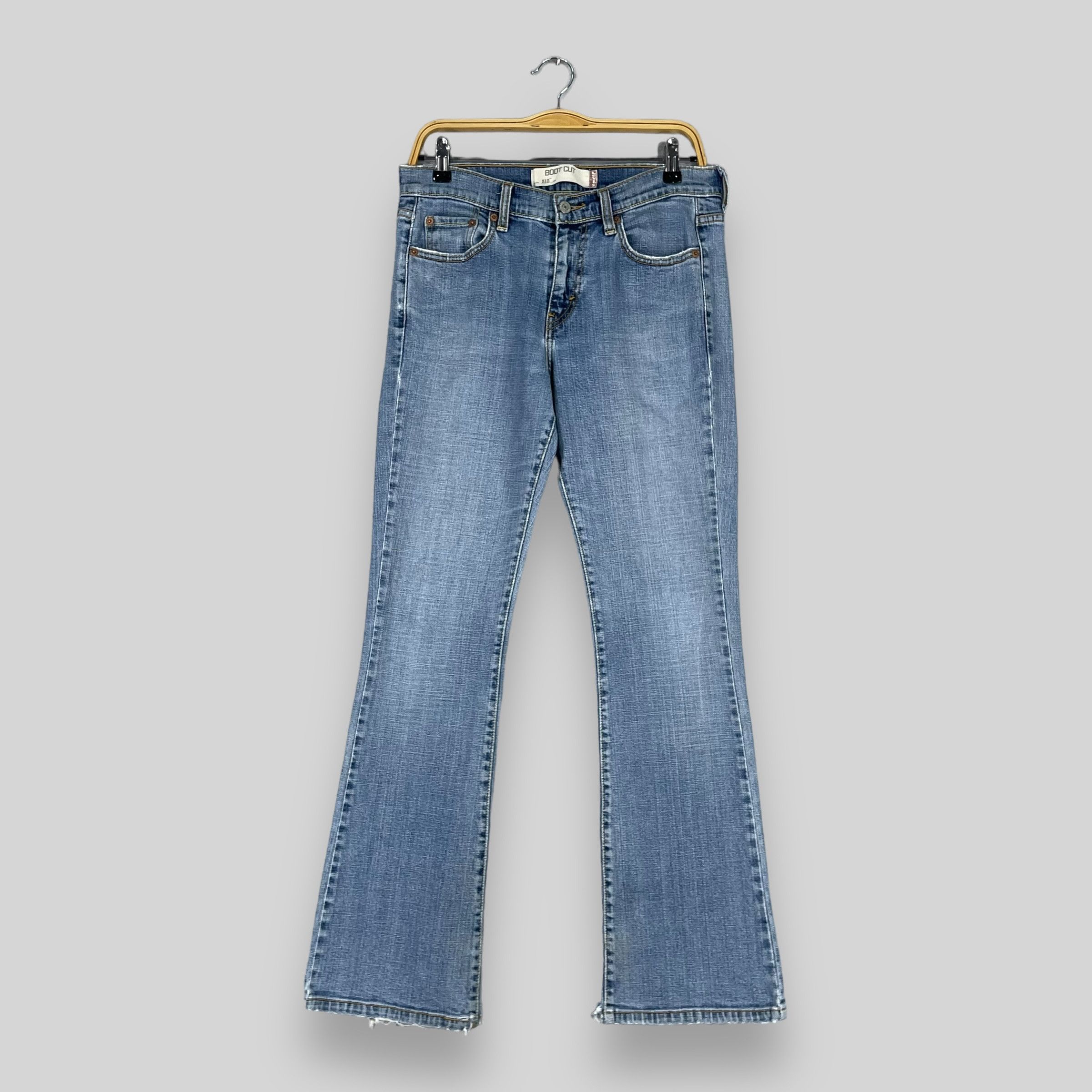 Levi's × Vintage Size 31 Vintage Levis 515 Distressed Mid Wash Bootcut Jeans Size 31" - 1 Thumbnail