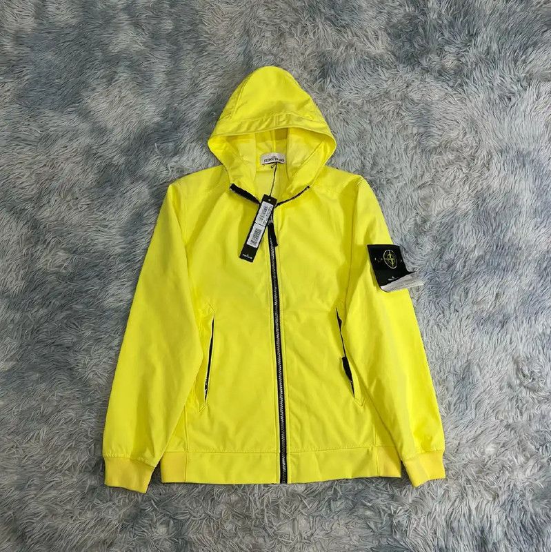 Stone Island Stone Island Yellow Men's Lightweight Jacket 0089 Size US M / EU 48-50 / 2 - 1 Thumbnail