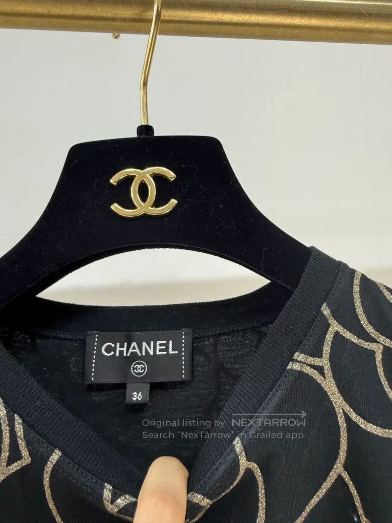 Chanel Chanel Black Gold Camelia Short-sleeved T-shirt Size XS / US 0-2 / IT 36-38 - 5 Thumbnail