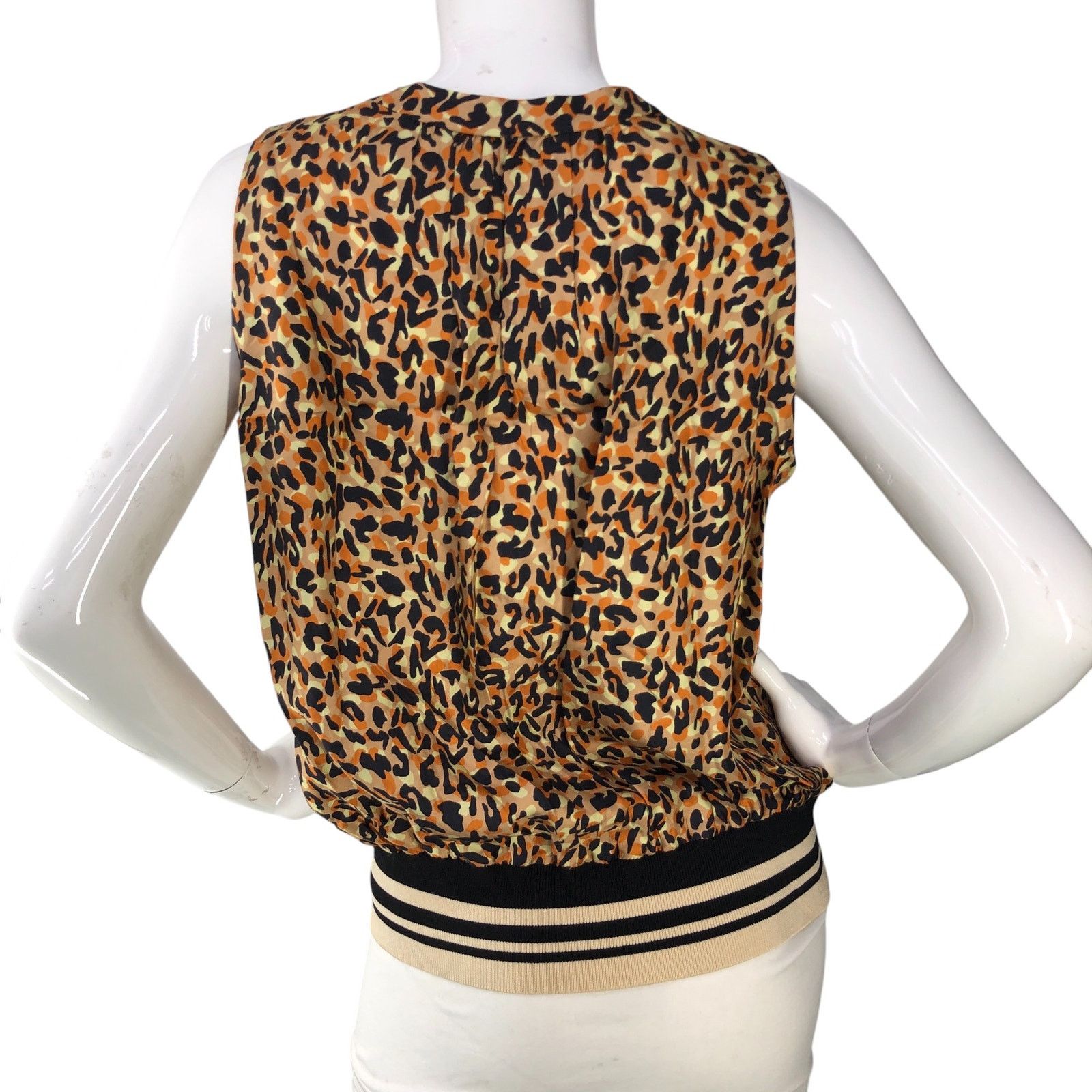 Dries Van Noten Dries Van Noten Size 42 US 10 Top Animal Print Elastic Waist Size L / US 10 / IT 46 - 7 Thumbnail