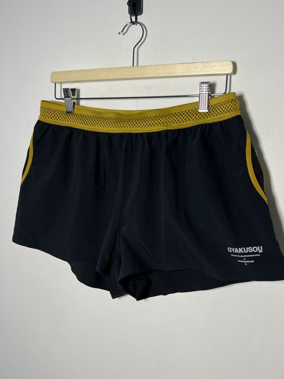 Undercover Nike x Gyakusou multi-pocket running shorts Size US 34 / EU 50 - 2 Thumbnail