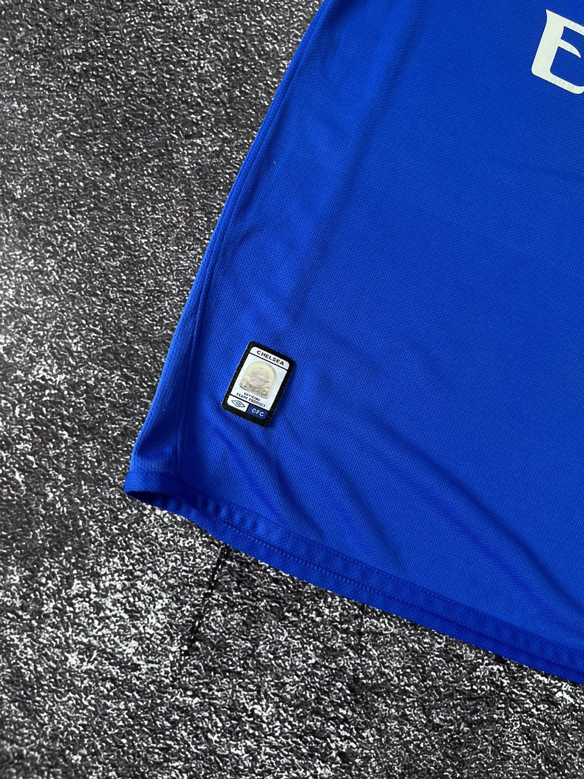 Umbro CHELSEA UMBRO 2003/2004 FOOTBALL REISSUE JERSEY #8 LAMPARD Size US S / EU 44-46 / 1 - 8 Thumbnail