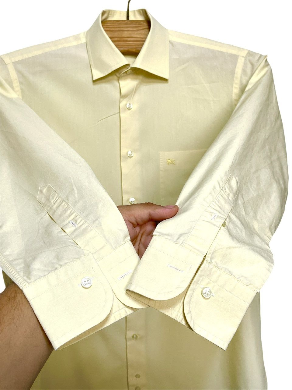 Burberry 🔥 yellow shirt Burberry london size L Size US L / EU 52-54 / 3 - 4 Thumbnail