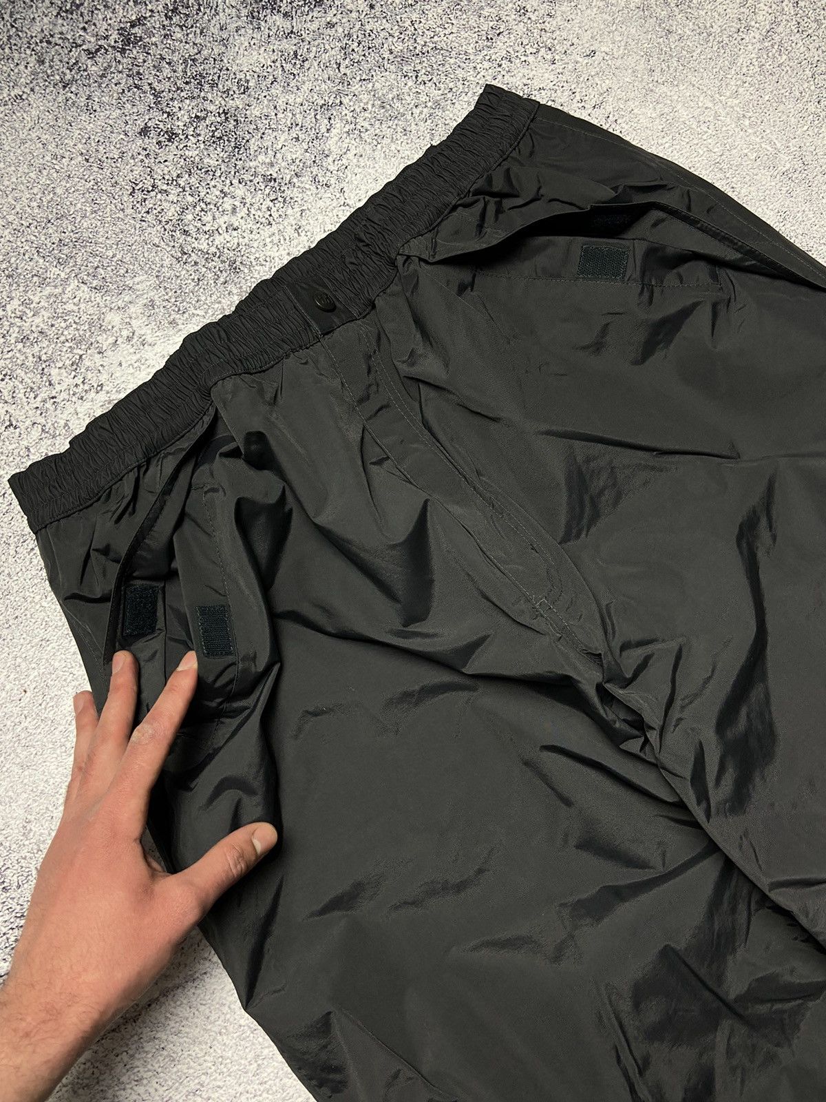 Helly Hansen Helly Hansen Membrane Ski Pants Outdoor Nylon Gorpcore Style Size US 36 / EU 52 - 6 Thumbnail