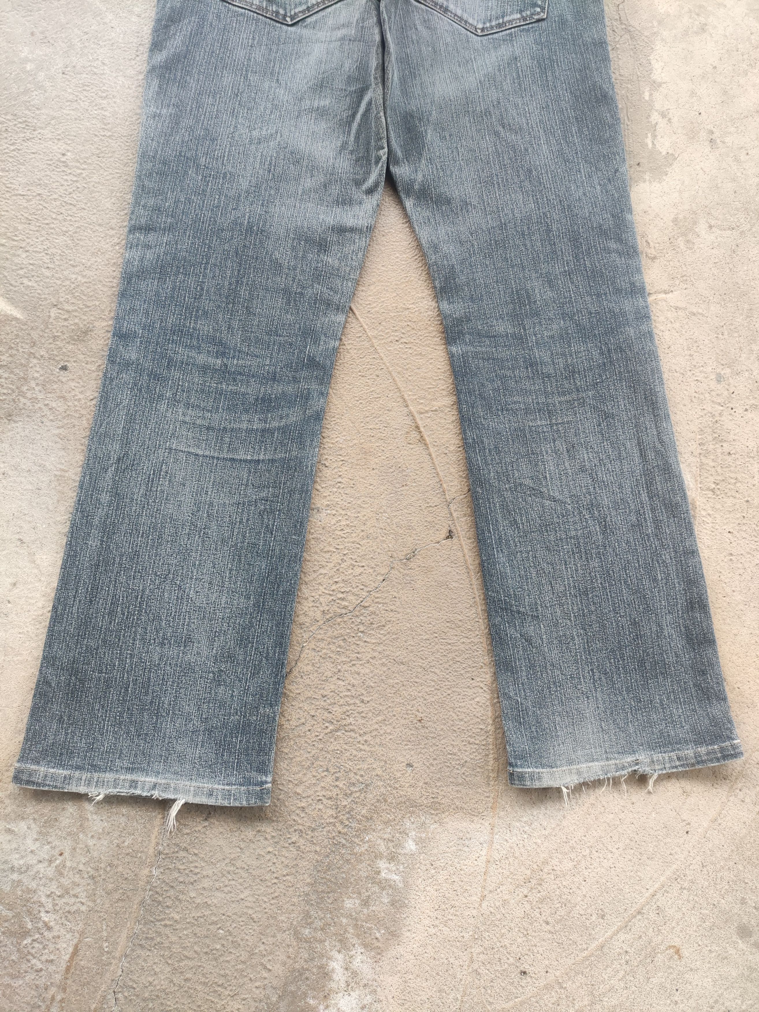 Japanese Brand Vintage Japanese Jean Distressed Faded Denim Size US 32 / EU 48 - 11 Thumbnail