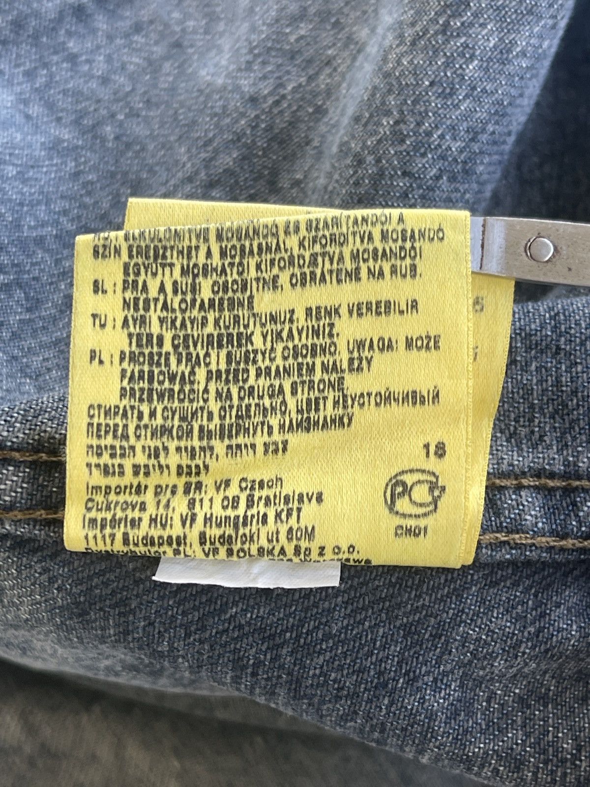 Vintage Thrashed!!! Vintage Wrangler Trucker Jacket Distressed Size US XL / EU 56 / 4 - 21 Thumbnail