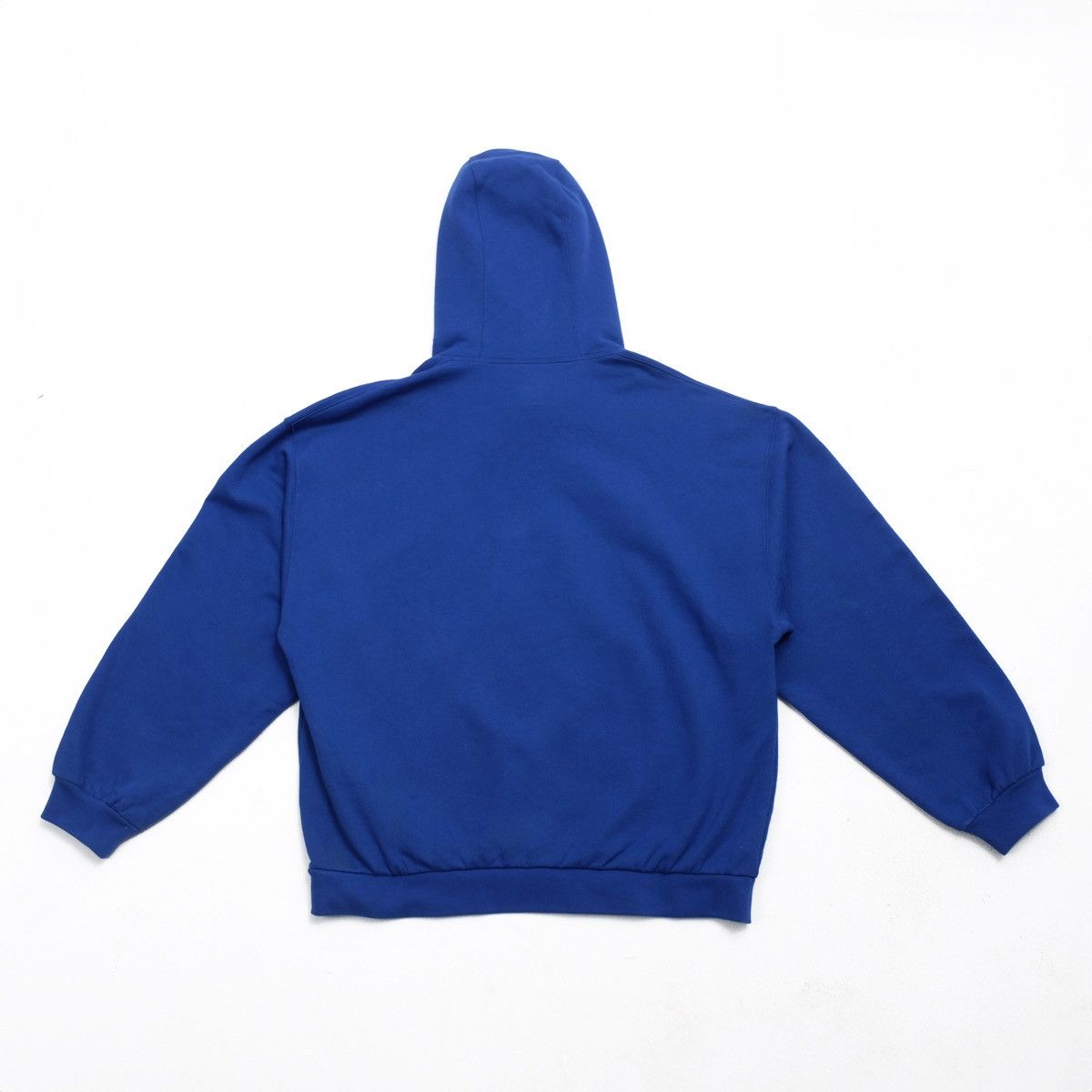 Gucci New with tags Size US M / EU 48-50 / 2 - 2 Thumbnail