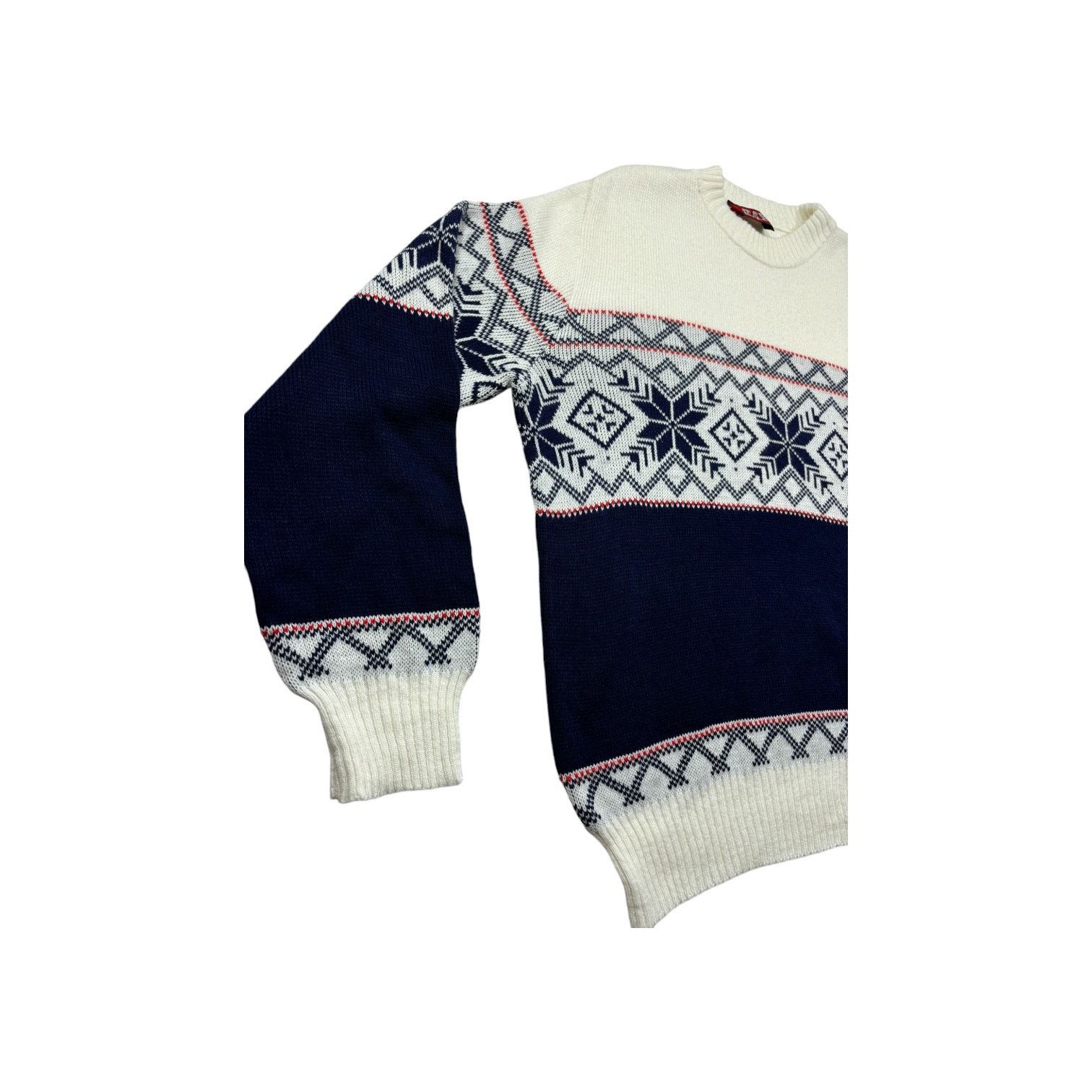 Other Vintage Sweater White Blue Snowflake Pattern Blizzards Bay Size US M / EU 48-50 / 2 - 3 Thumbnail