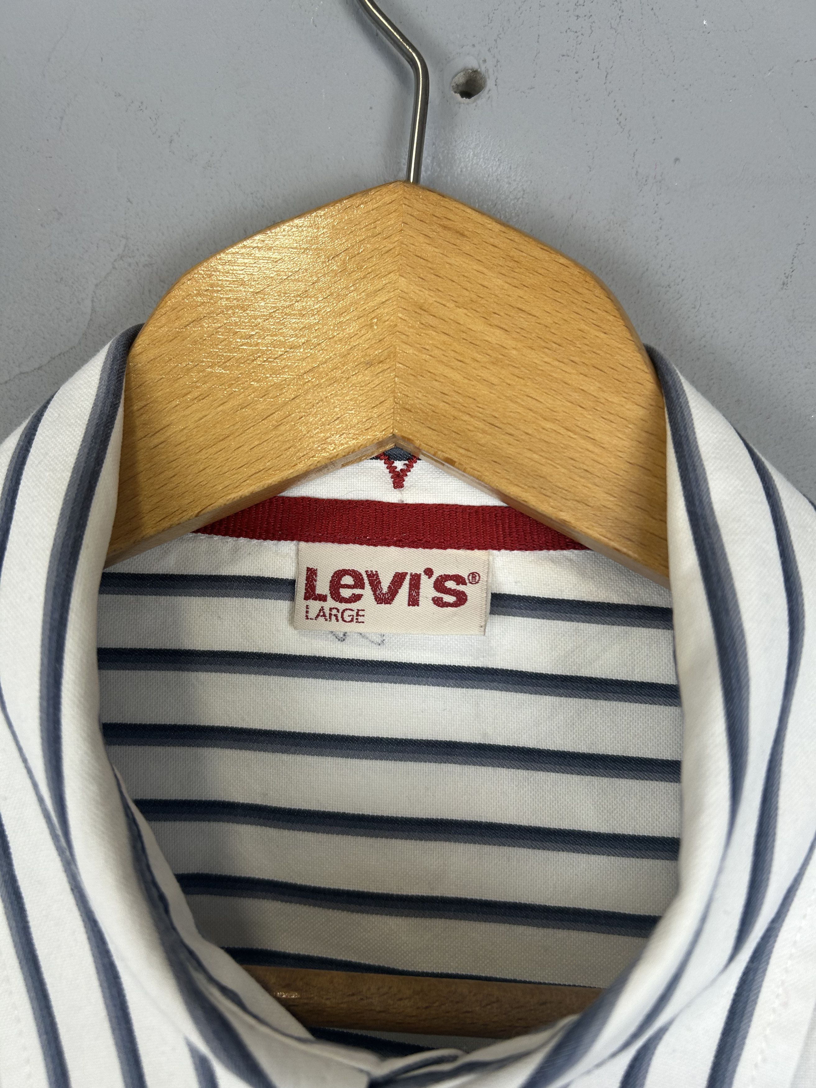 Levi's RARE Vintage Levi's Striped Shirt White Oldmoney Men's L Size US L / EU 52-54 / 3 - 4 Thumbnail