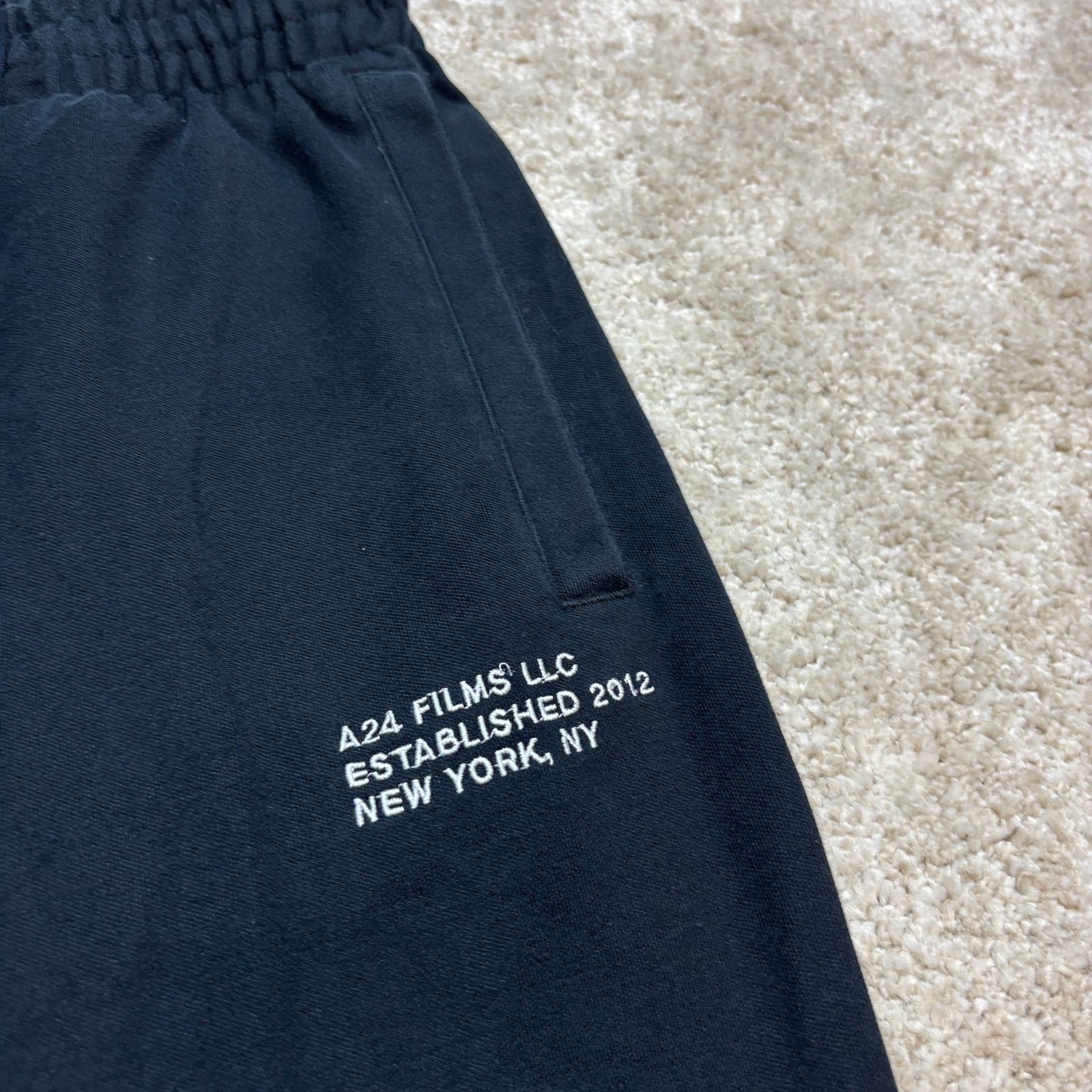A24 A24 Studios Films LLC Embroidered Joggers Sweatpants Men's M Size US 29 - 3 Thumbnail