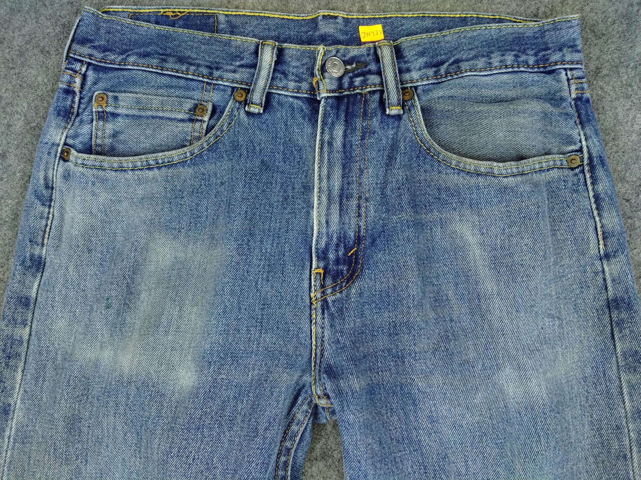 Levi's Vintage Levi's 505 Blue Wash Denim 31x33 -JN732 Size US 31 - 3 Thumbnail