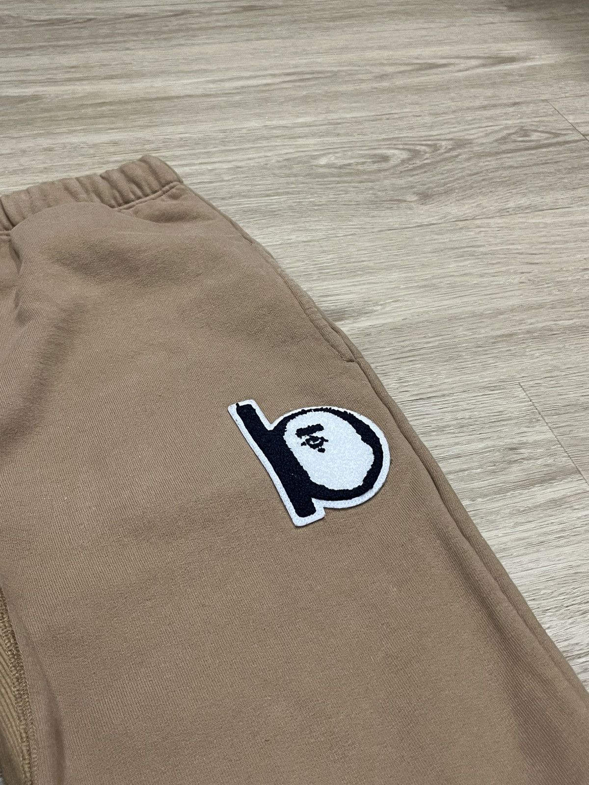 Bape A Bathing Ape Bape Brown Sweatpants Joggers Mens Size Medium Size US 30 / EU 46 - 3 Thumbnail