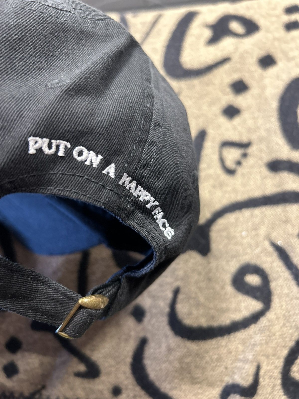 Travis Scott Travis Scott Astroworld Happy Face Hat Size ONE SIZE - 4 Thumbnail
