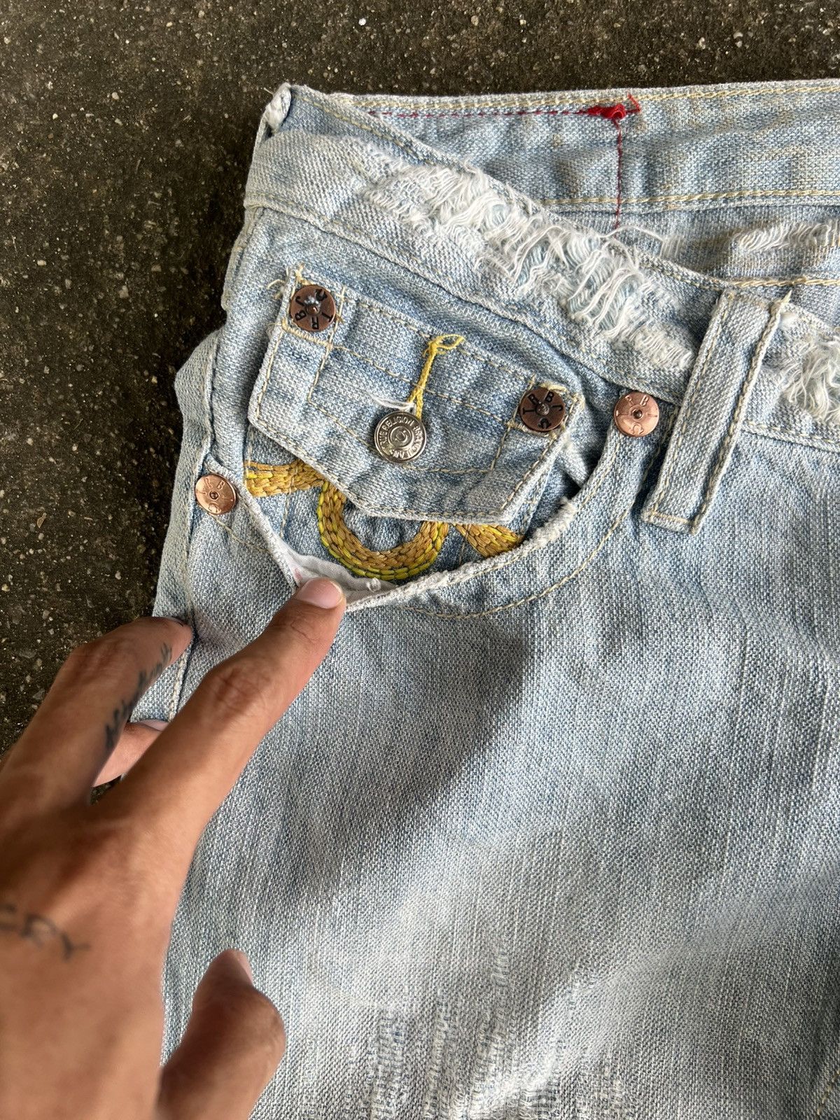 True Religion Thrashed Vintage TRUE RELIGION Flared Jeans Distressed Size US 32 / EU 48 - 10 Thumbnail