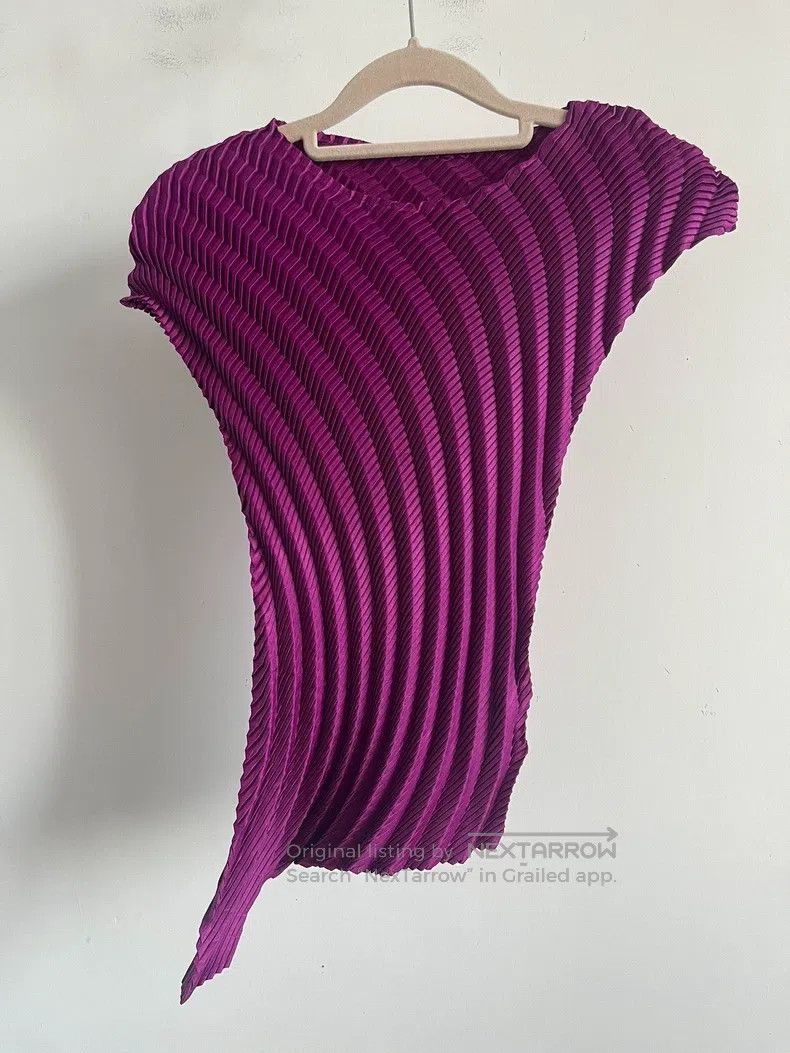Issey Miyake Issey Miyake Purple Short Sleeve Size S / US 4 / IT 40 - 1 Thumbnail