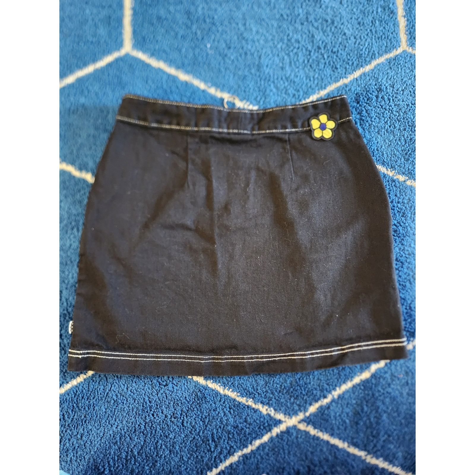 Vans Vans Women's Black Mini Skirt- M Size 30" / US 8 / IT 44 - 2 Thumbnail